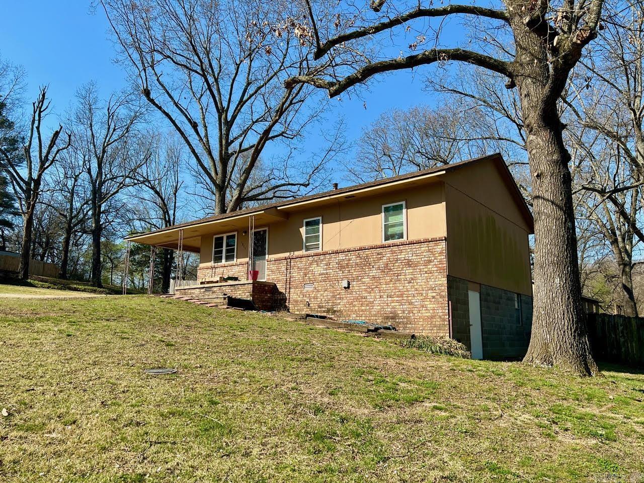 1815 N Bryant Street Property Photo 4
