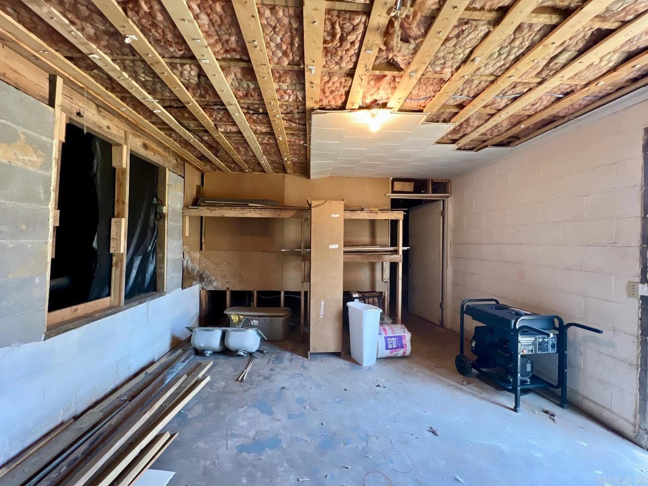 1815 N Bryant Street Property Photo 31