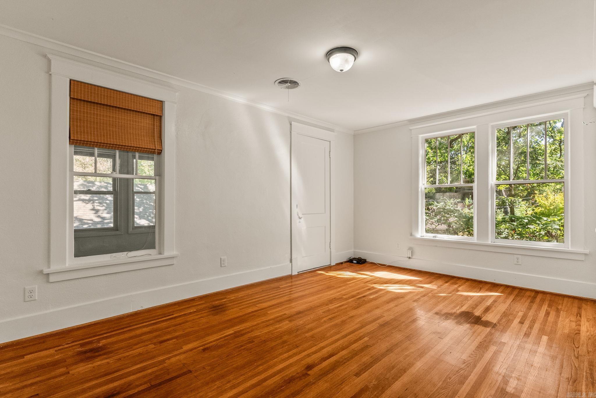 203 Midland Street Property Photo 37