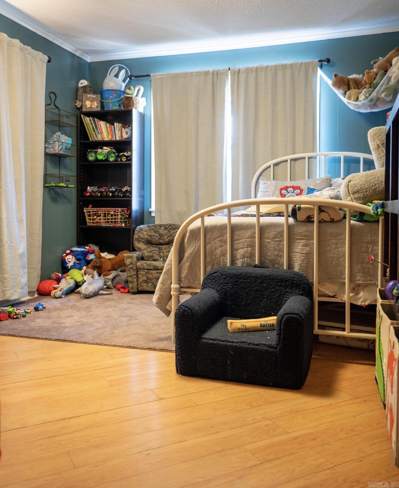 1004 S Evans Road Property Photo 10