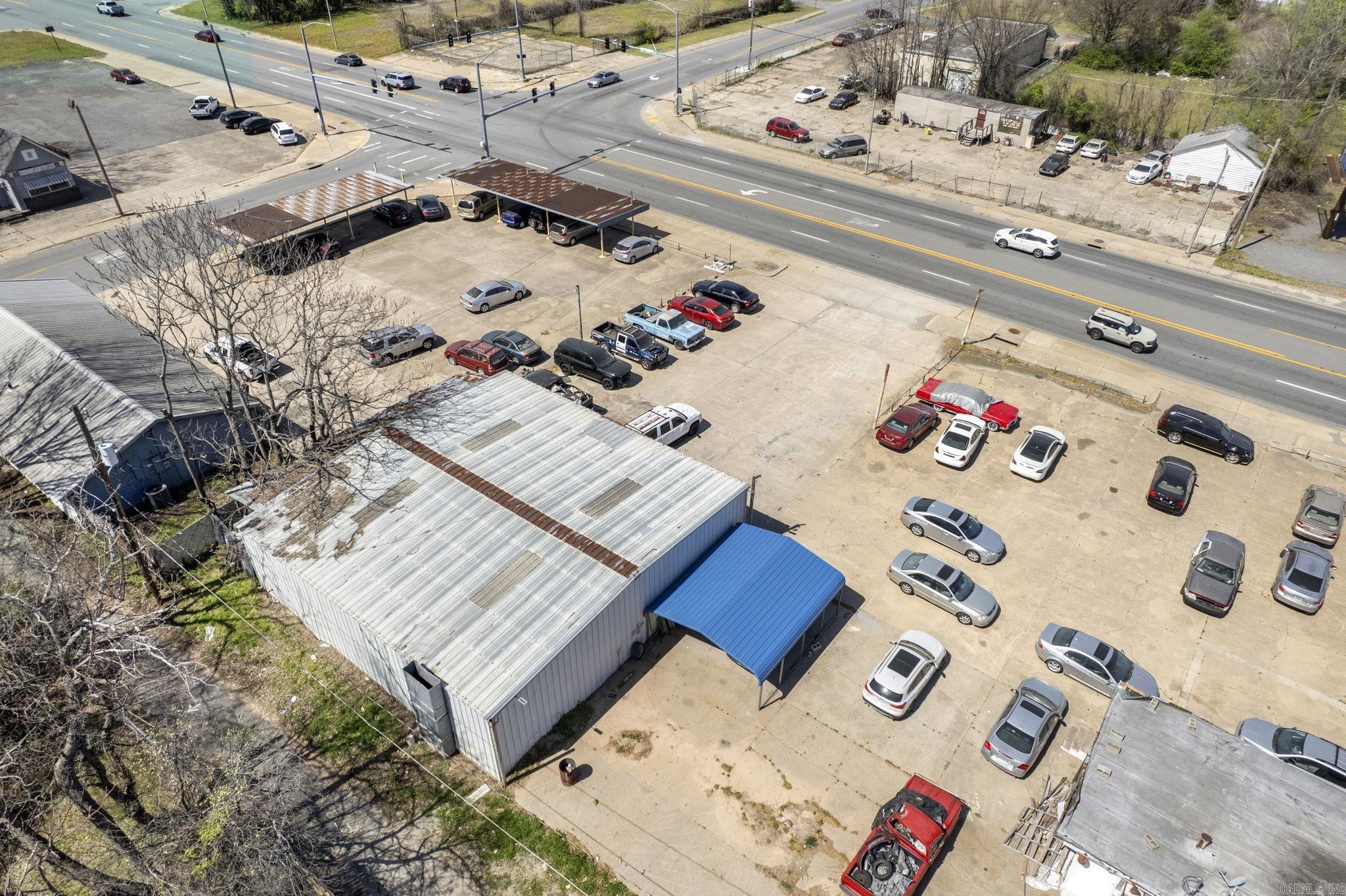 1400 E Broadway Street Property Photo 11