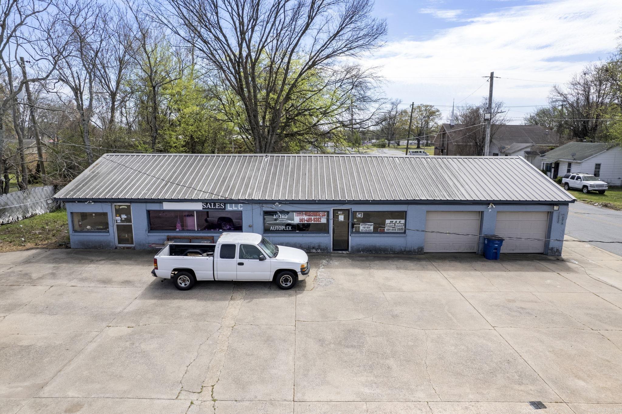 1400 E Broadway Street Property Photo 15