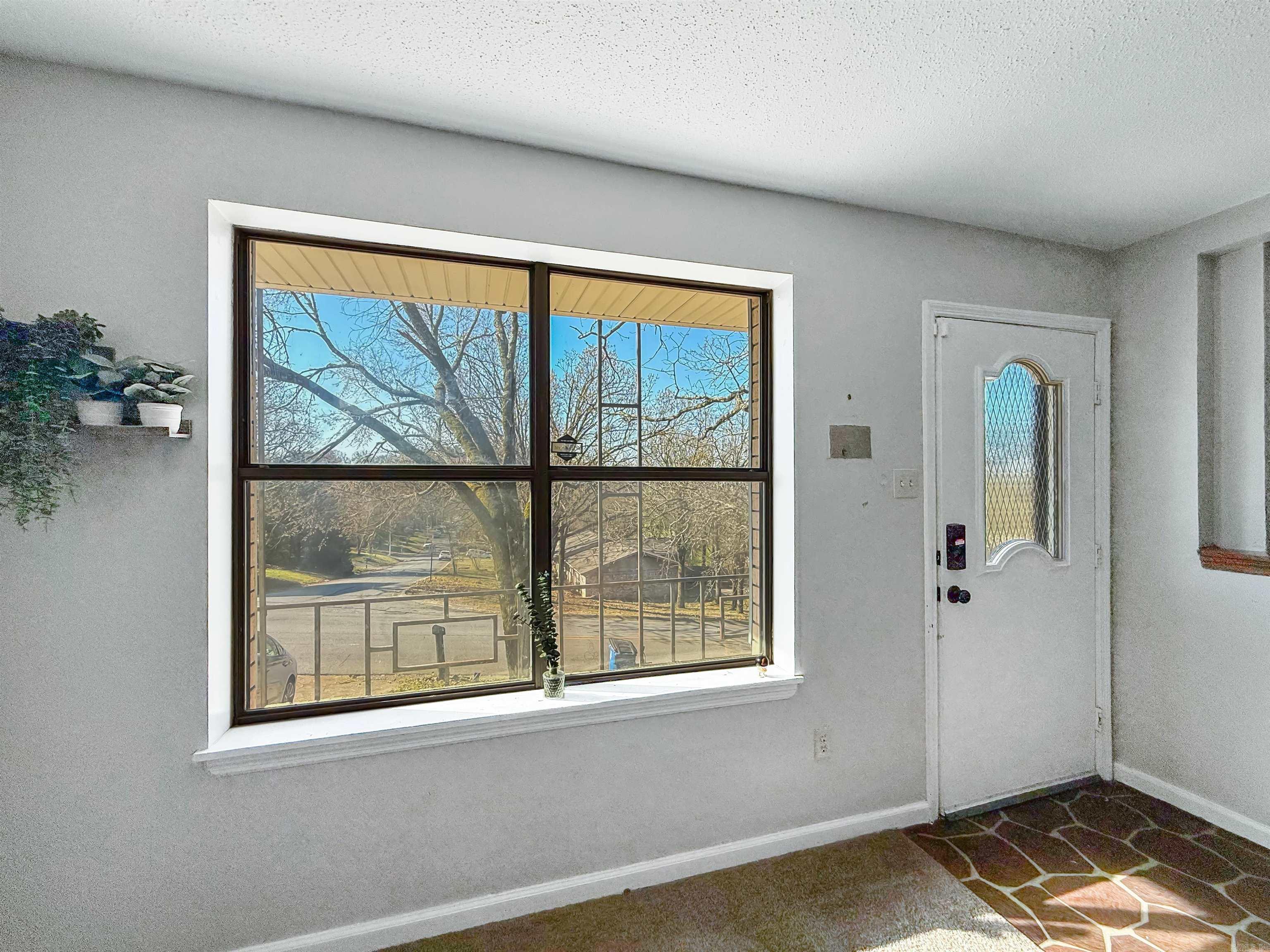 1501 W 58th St Property Photo 3