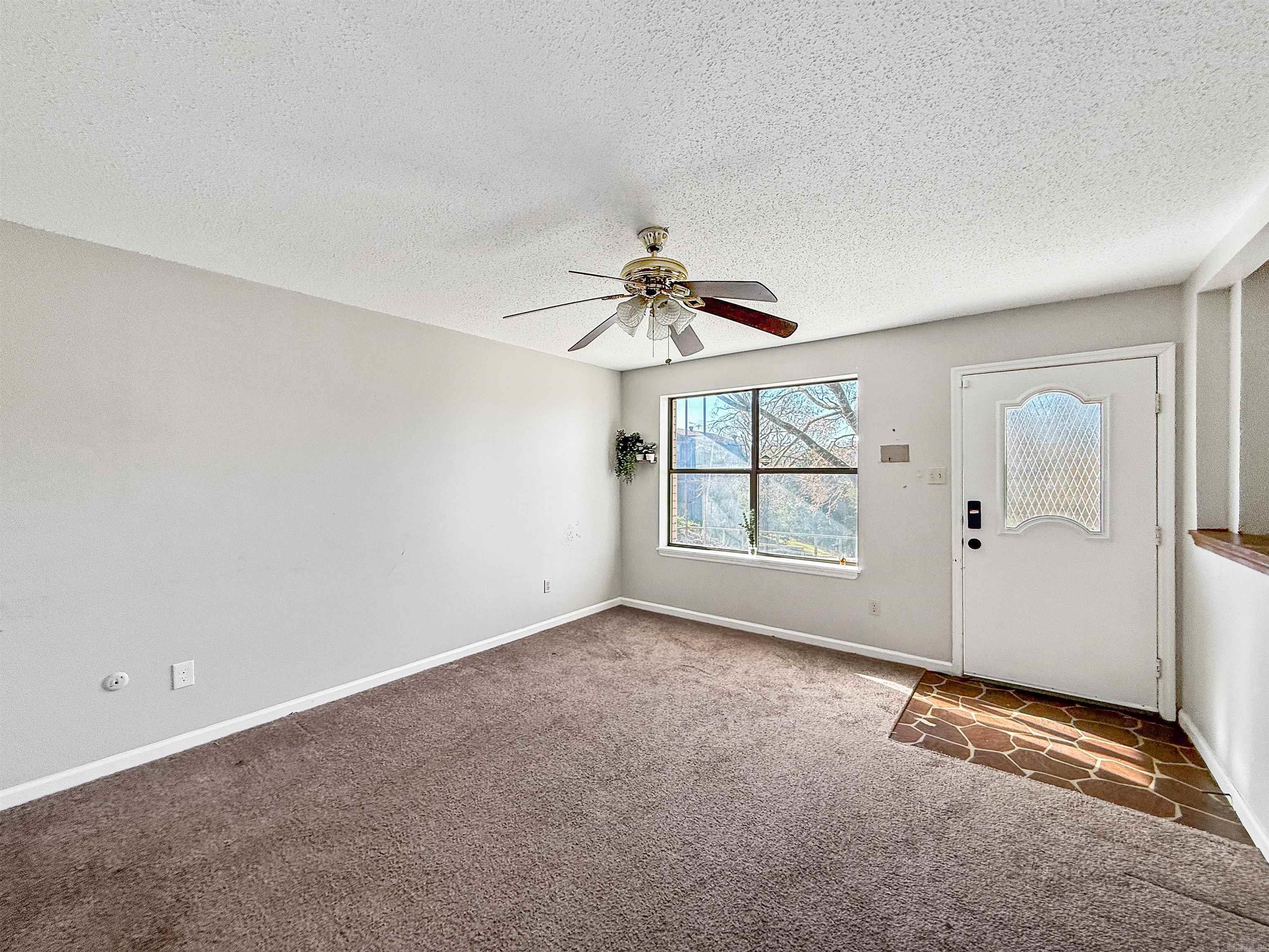 1501 W 58th St Property Photo 6