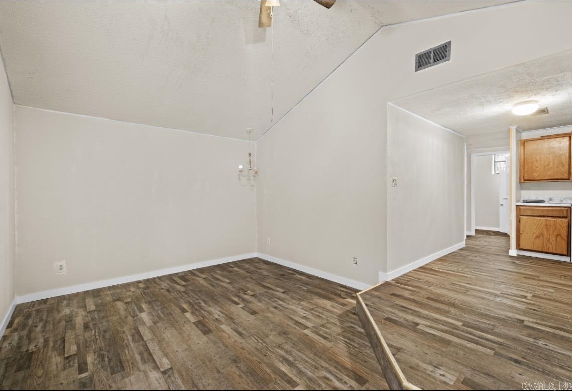 495 Highway 365 Property Photo 11