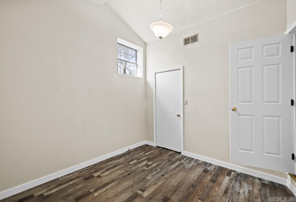 495 Highway 365 Property Photo 13