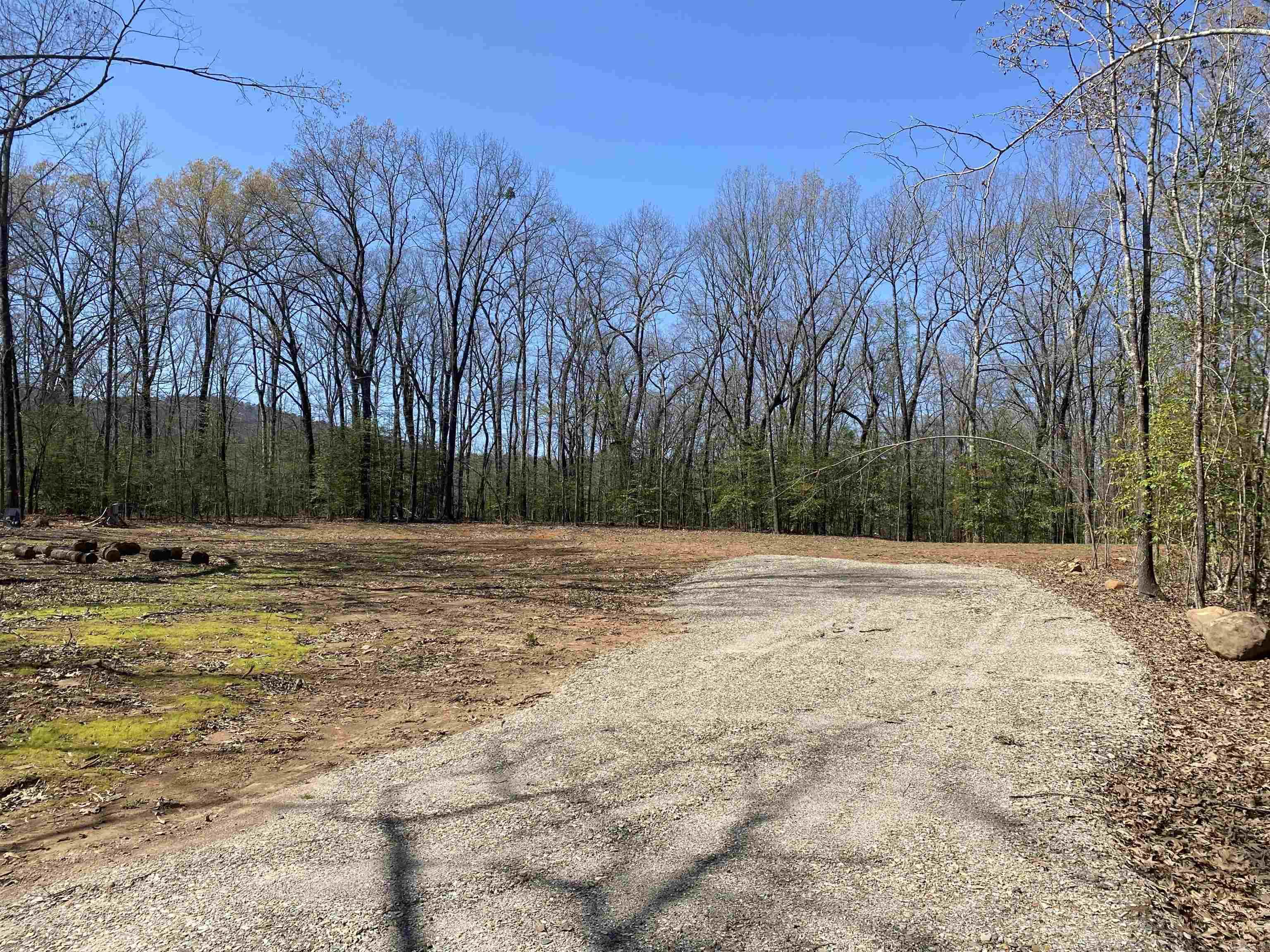 84 Creek Side Property Photo 2