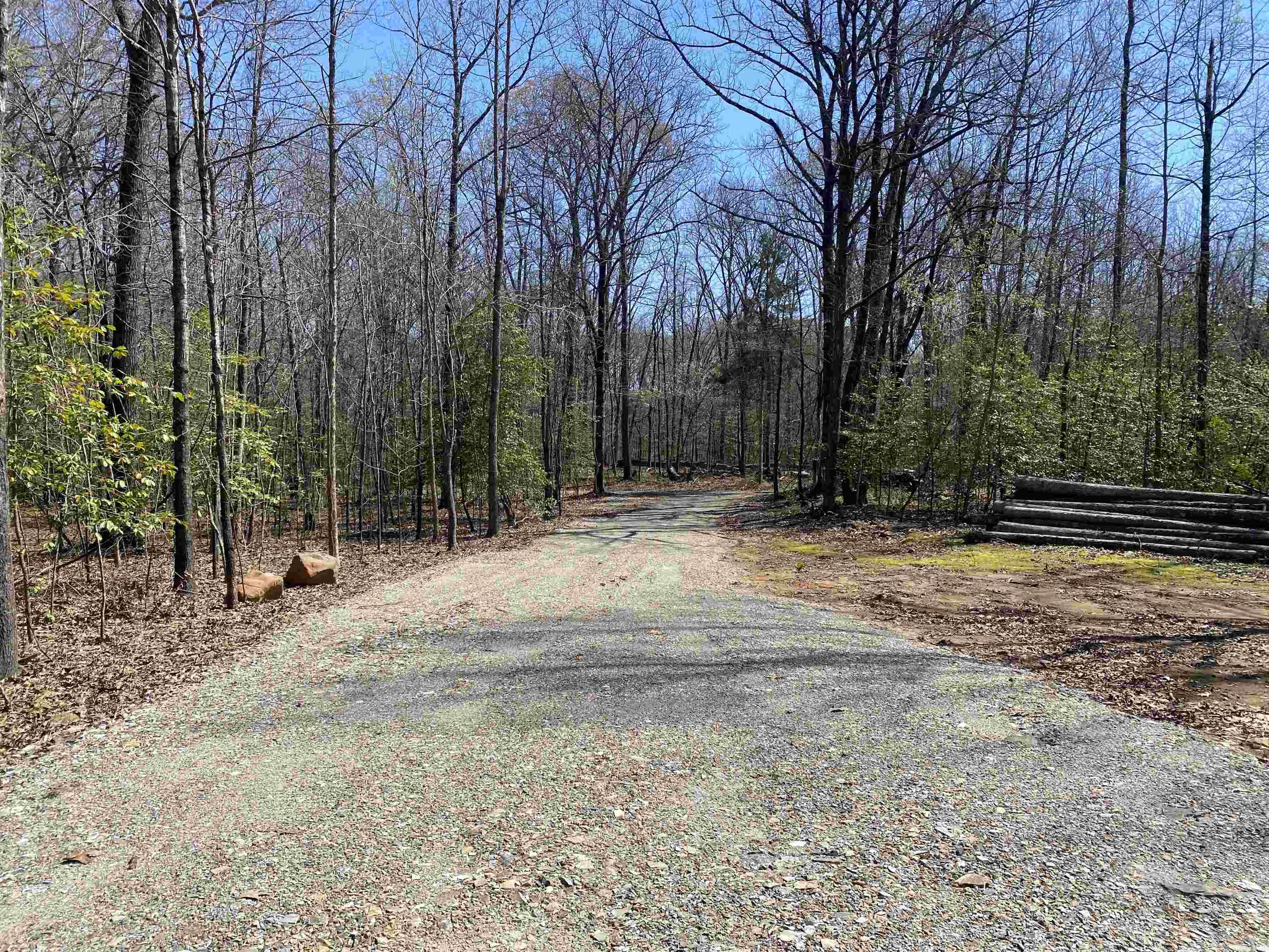 84 Creek Side Property Photo 16