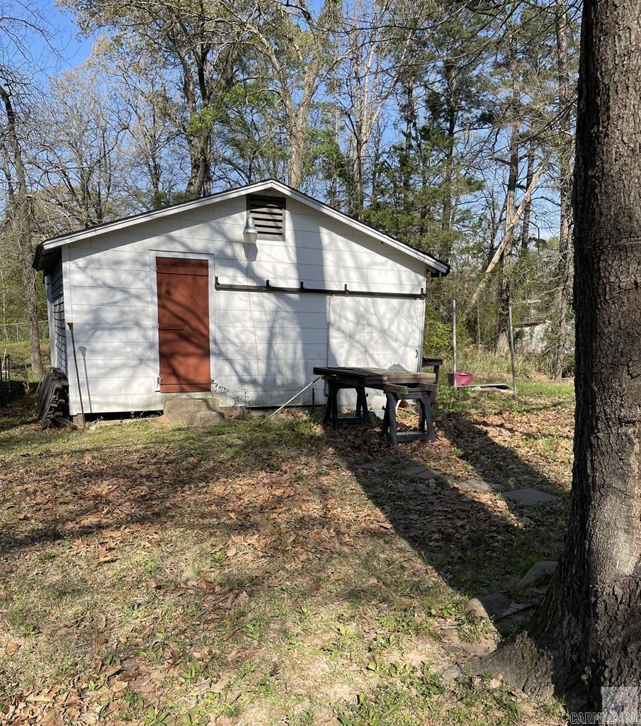 6310 Us Highway 59 S Property Photo 4