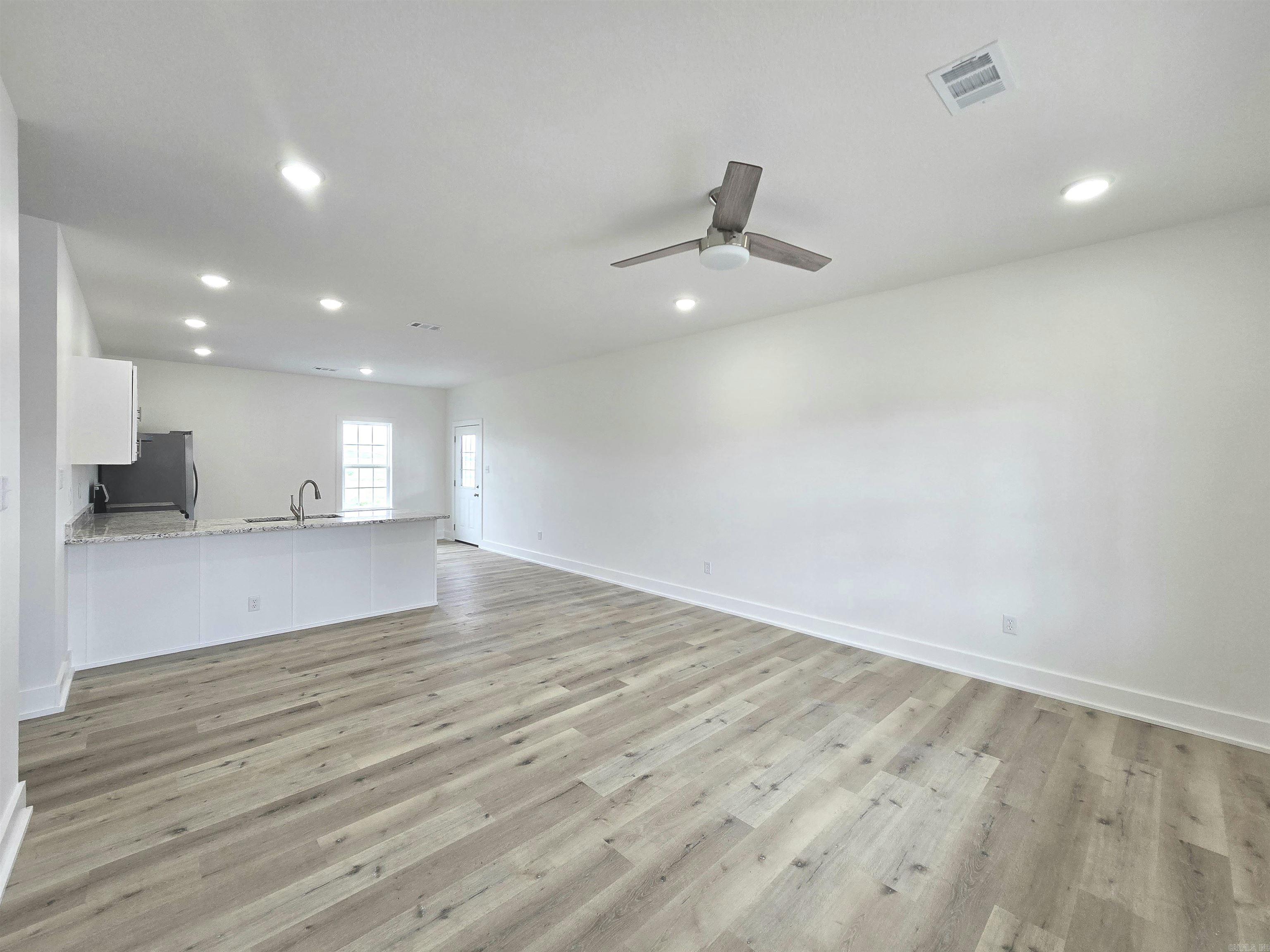 503 9th Street Property Photo 6