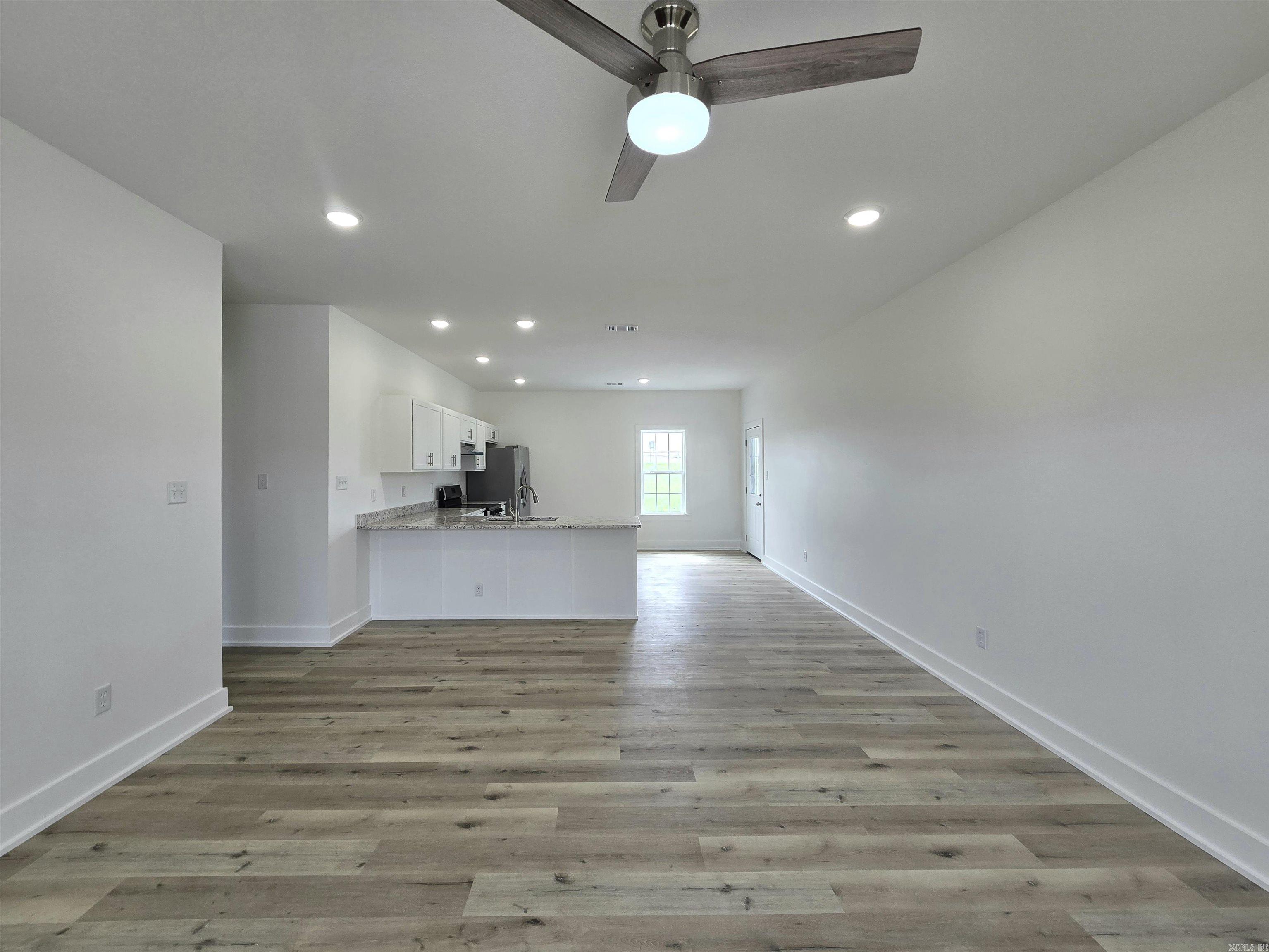 503 9th Street Property Photo 7