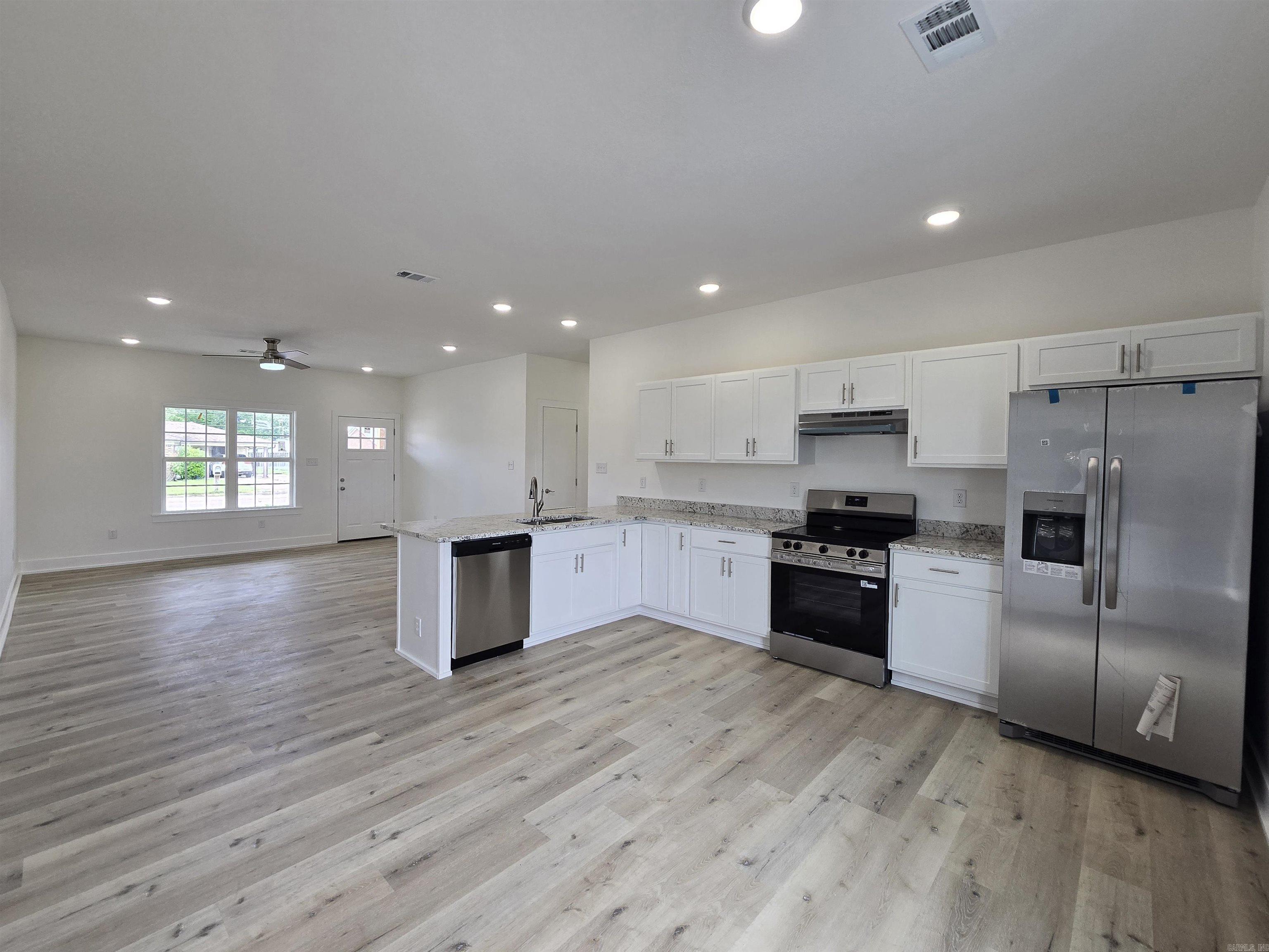 503 9th Street Property Photo 9