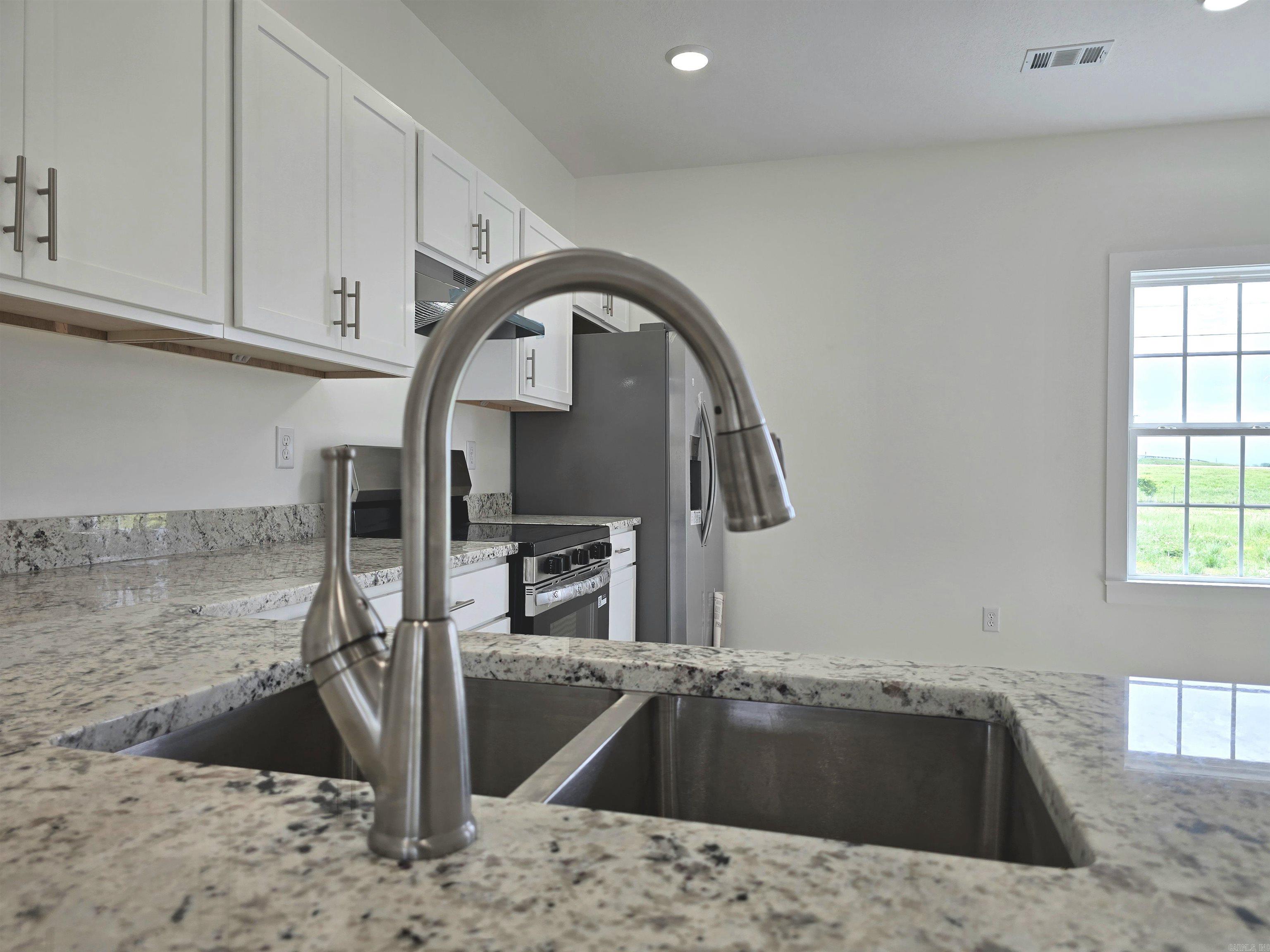 503 9th Street Property Photo 12