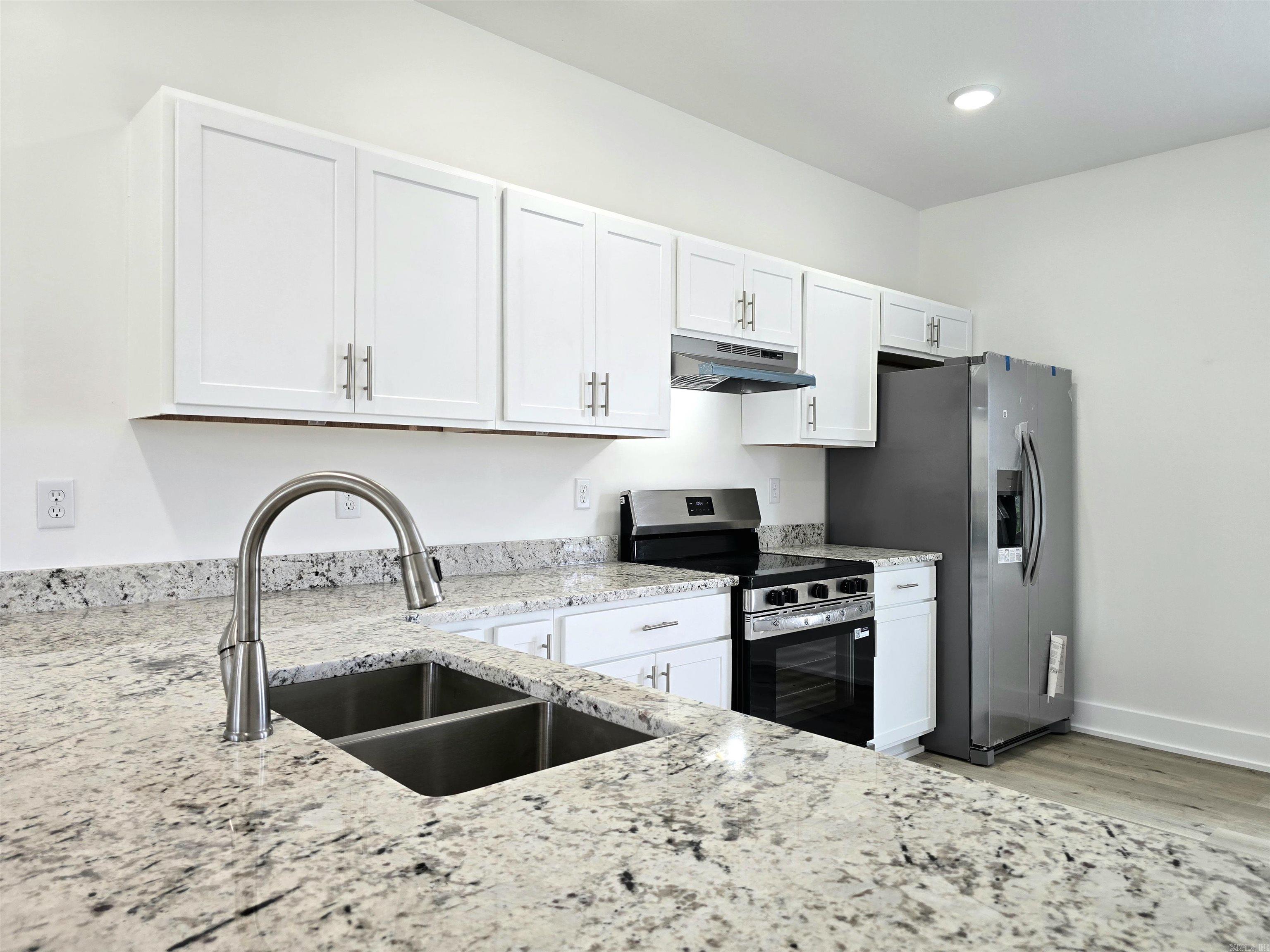 503 9th Street Property Photo 13