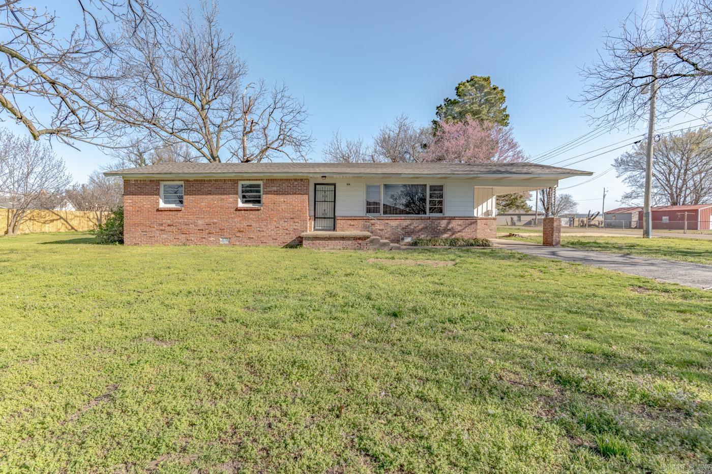 106 E Texie Avenue Property Photo 1