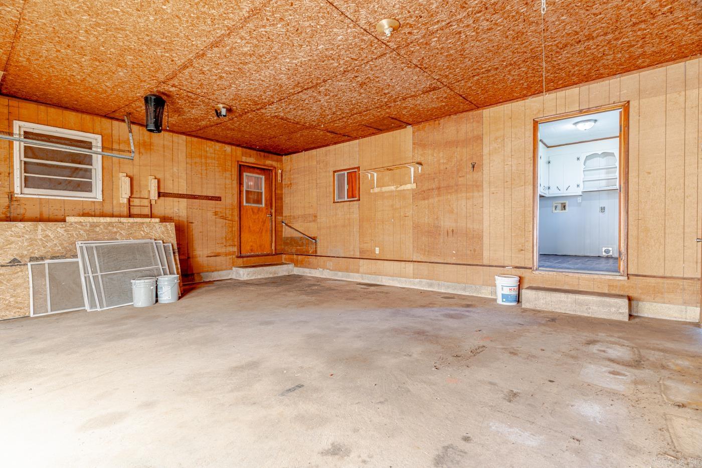 106 E Texie Avenue Property Photo 31