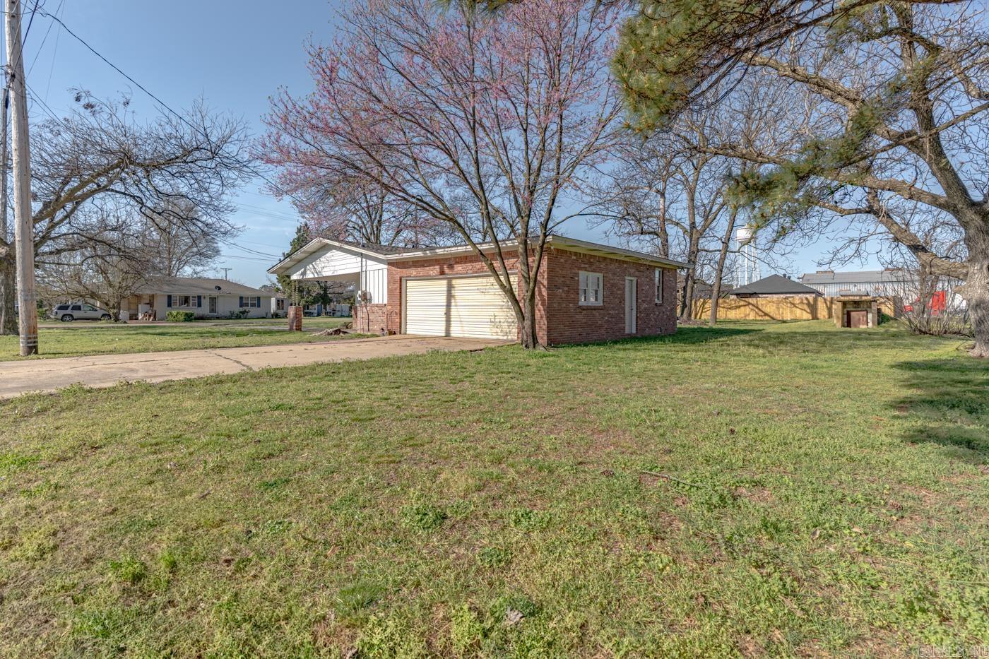106 E Texie Avenue Property Photo 33