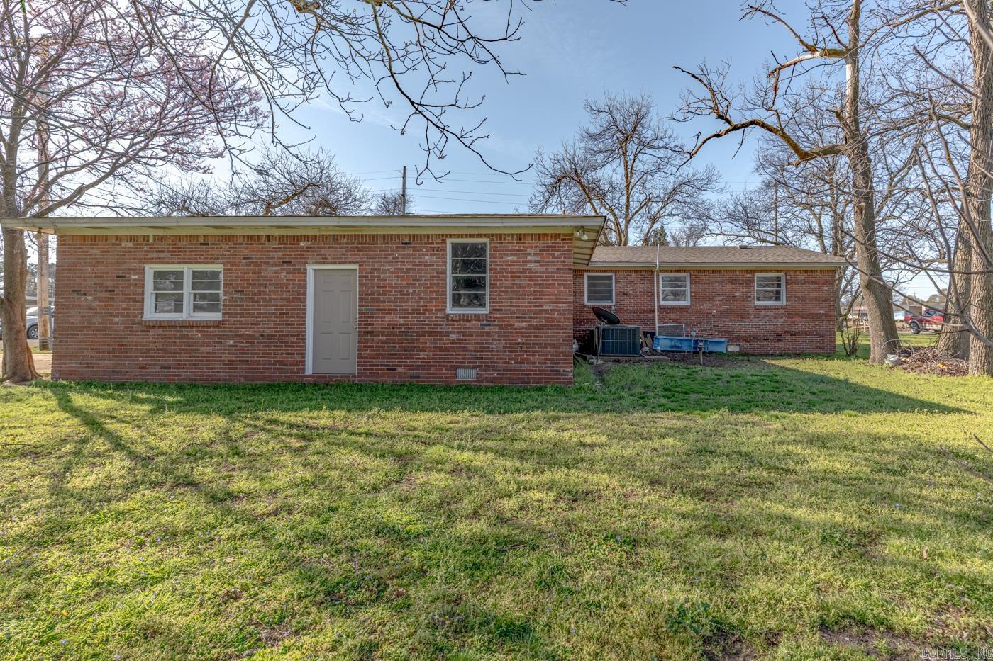 106 E Texie Avenue Property Photo 34
