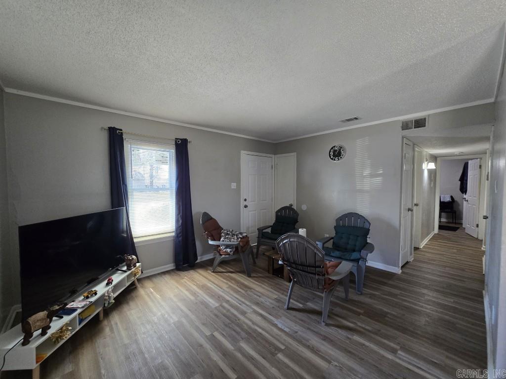 62 Harvard Rd Property Photo 4