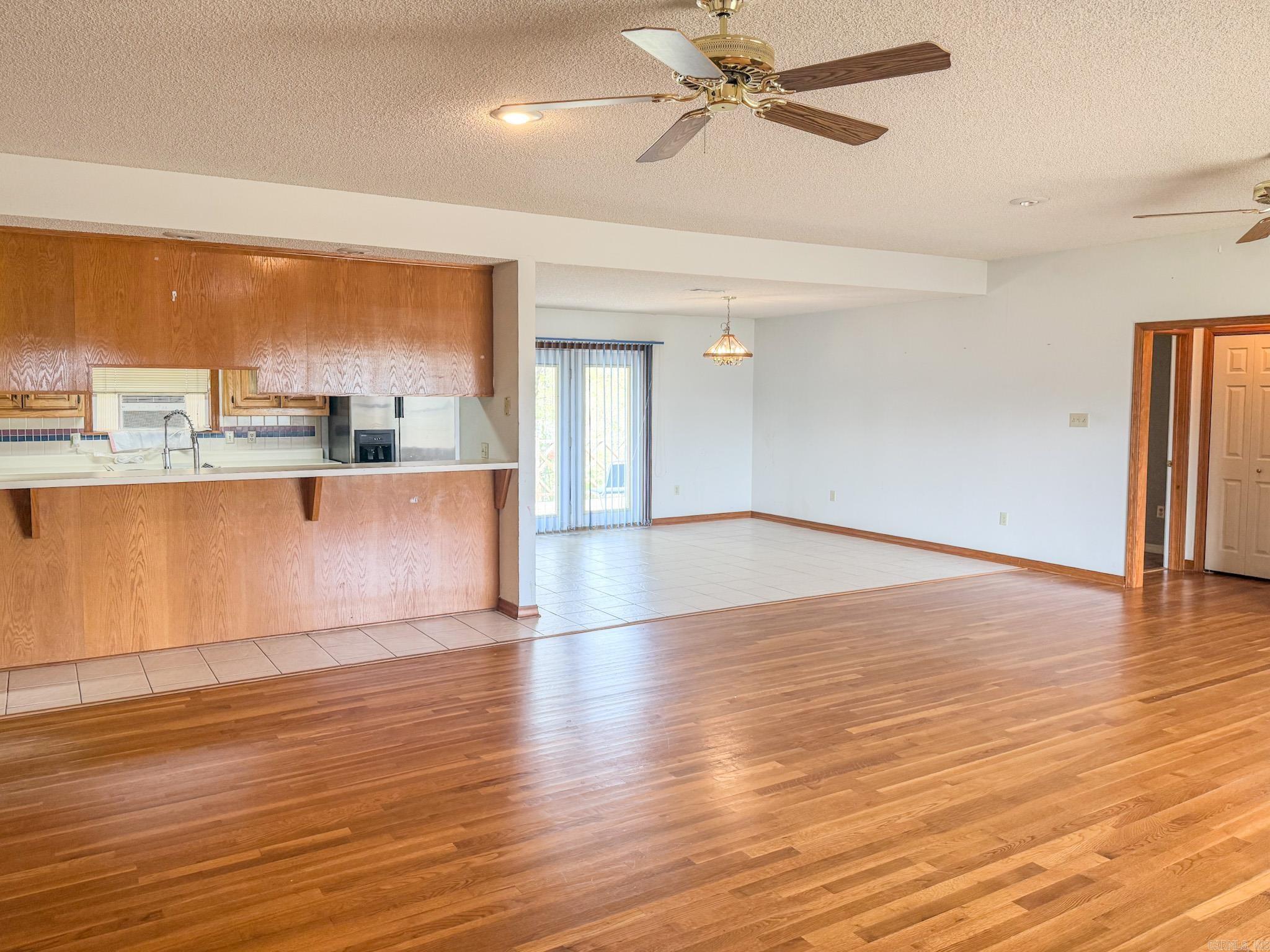 103 Twin Oaks Drive Property Photo 10
