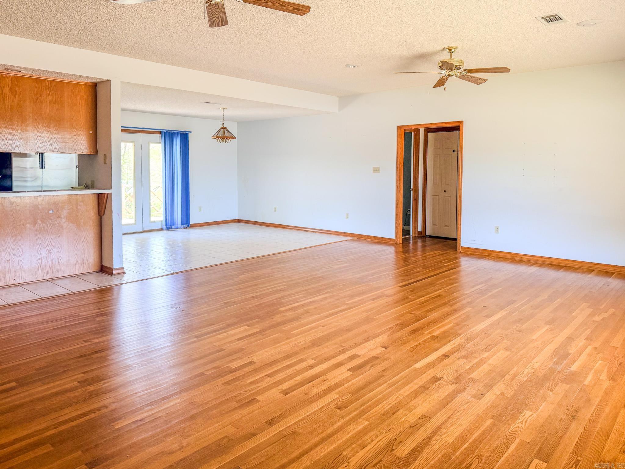 103 Twin Oaks Drive Property Photo 11