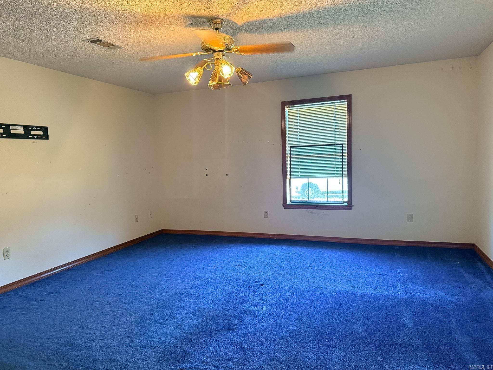 103 Twin Oaks Drive Property Photo 18