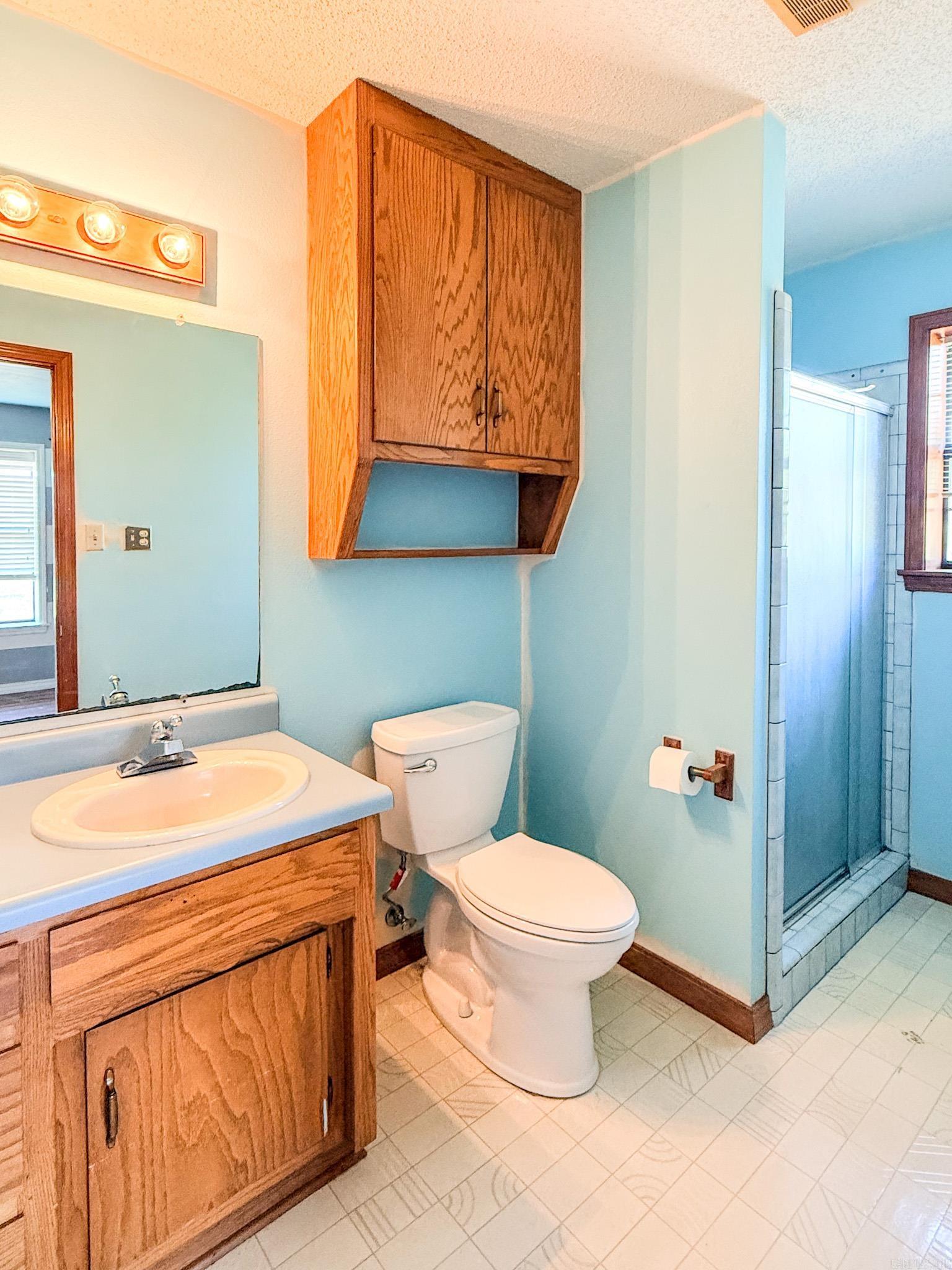 103 Twin Oaks Drive Property Photo 23