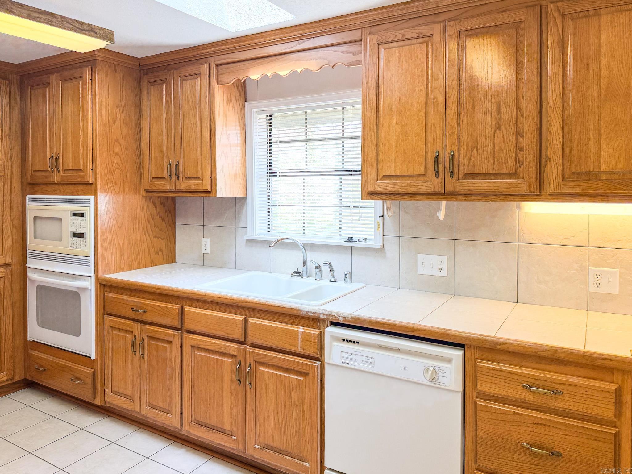 103 Twin Oaks Drive Property Photo 30