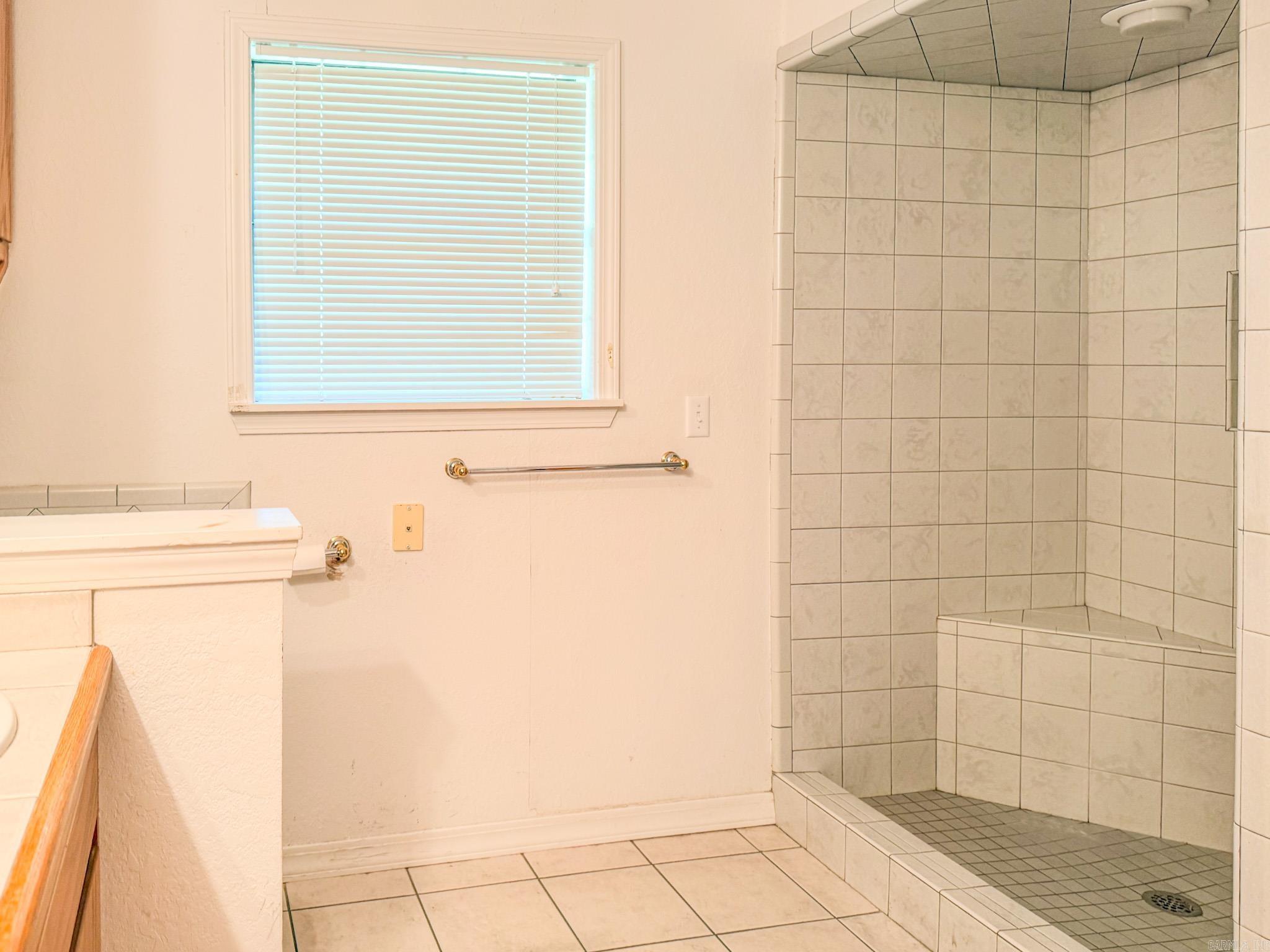 103 Twin Oaks Drive Property Photo 39