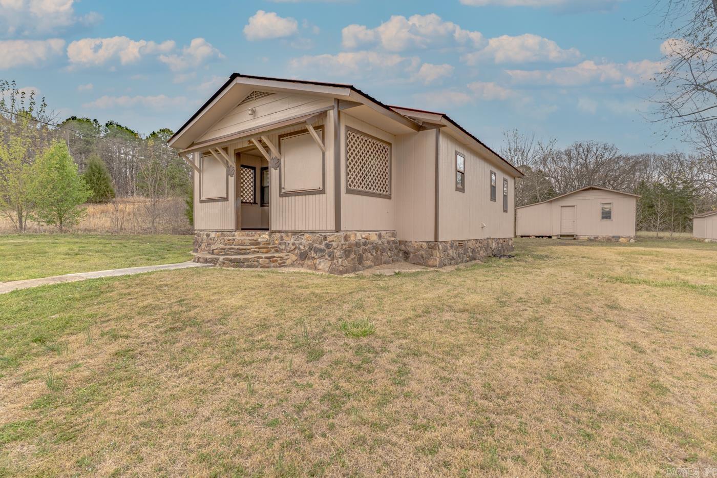 40 Lige Ln Property Photo 5