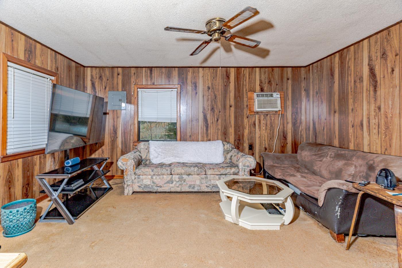40 Lige Ln Property Photo 8
