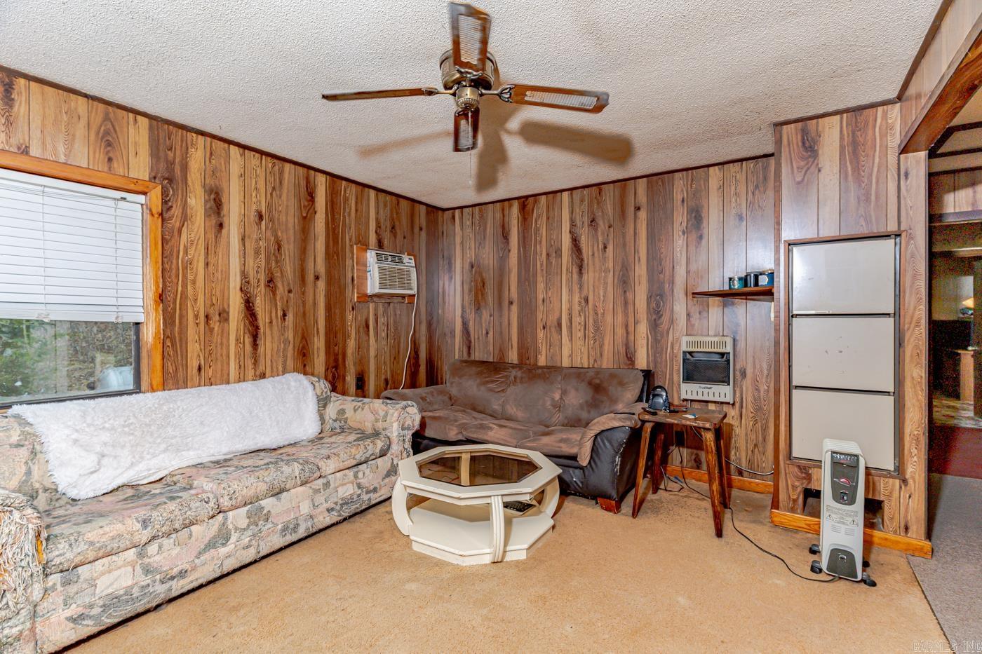 40 Lige Ln Property Photo 9