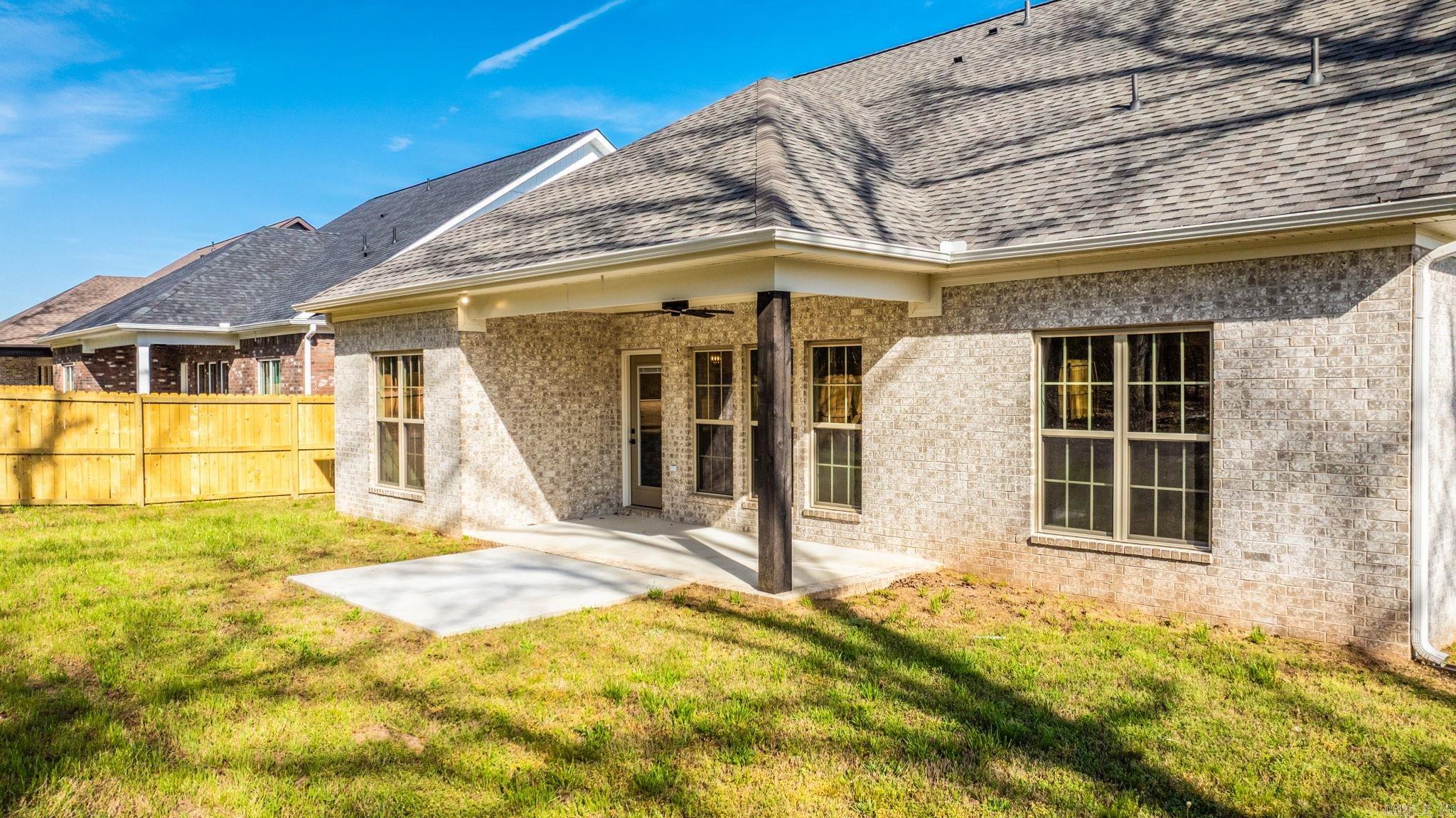 1275 Acuff Lane Property Photo 7