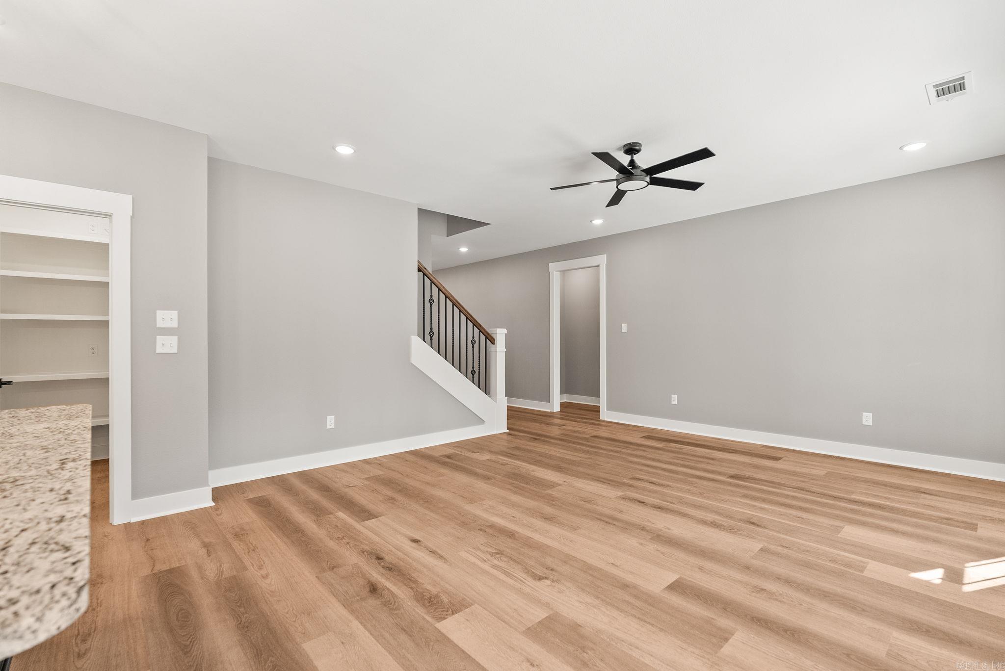 1275 Acuff Lane Property Photo 23