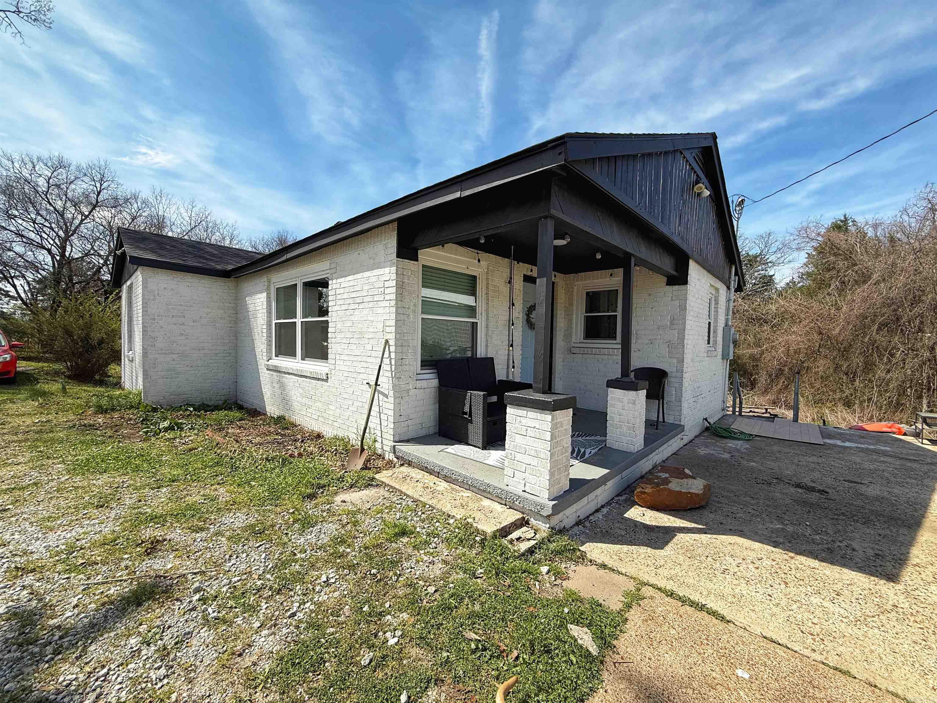 814 Heber Springs Road Property Photo 2