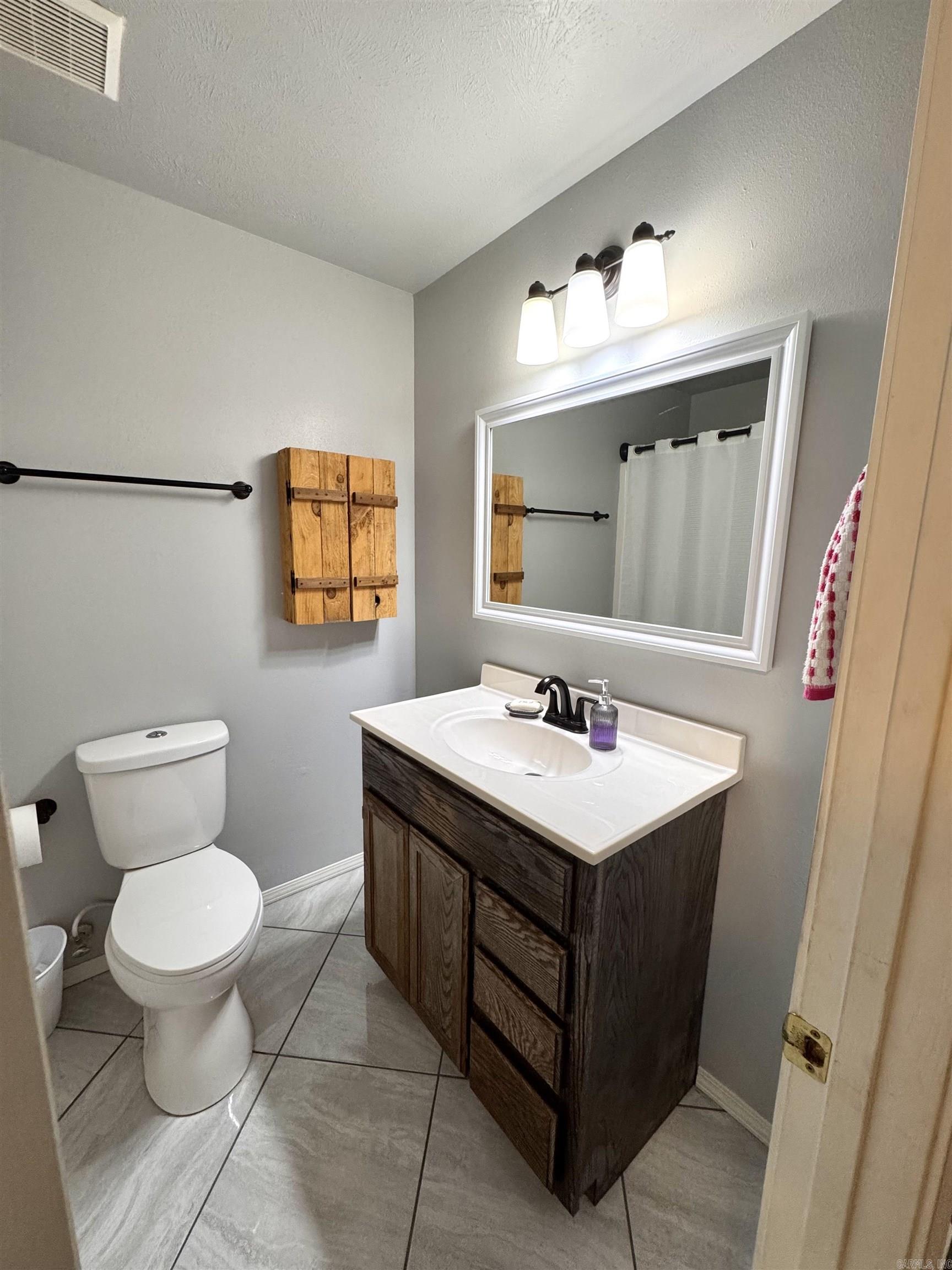 1227 W 74 Highway Property Photo 26