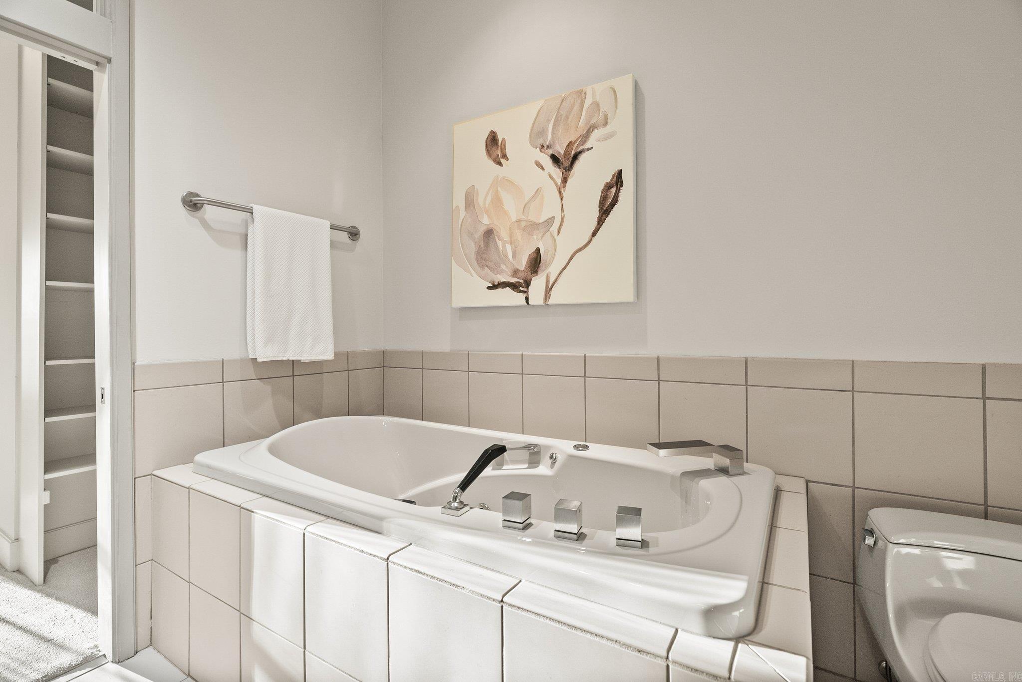 33 Riverpoint Road Property Photo 40
