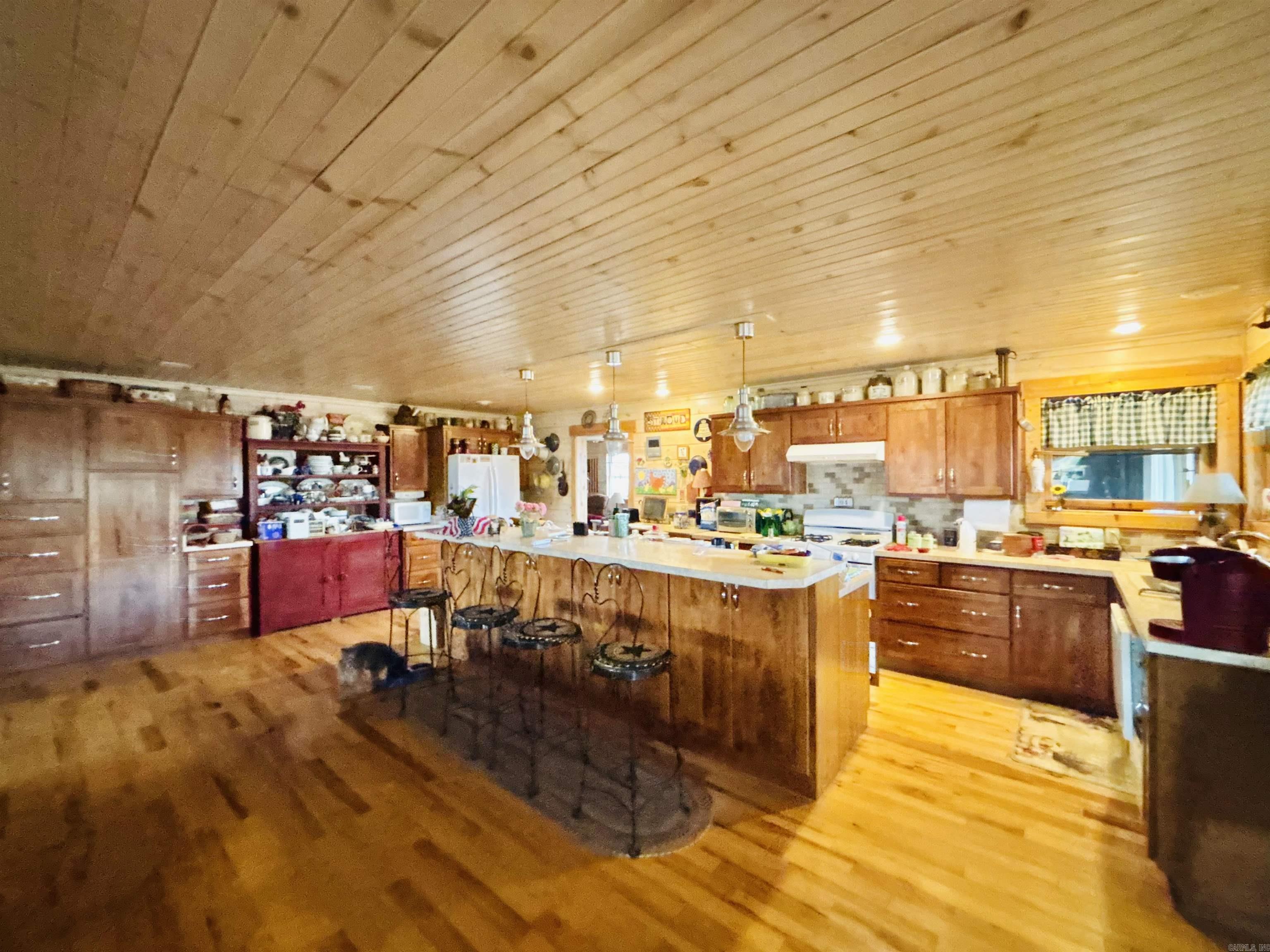 1915 Ridge Road Property Photo 14