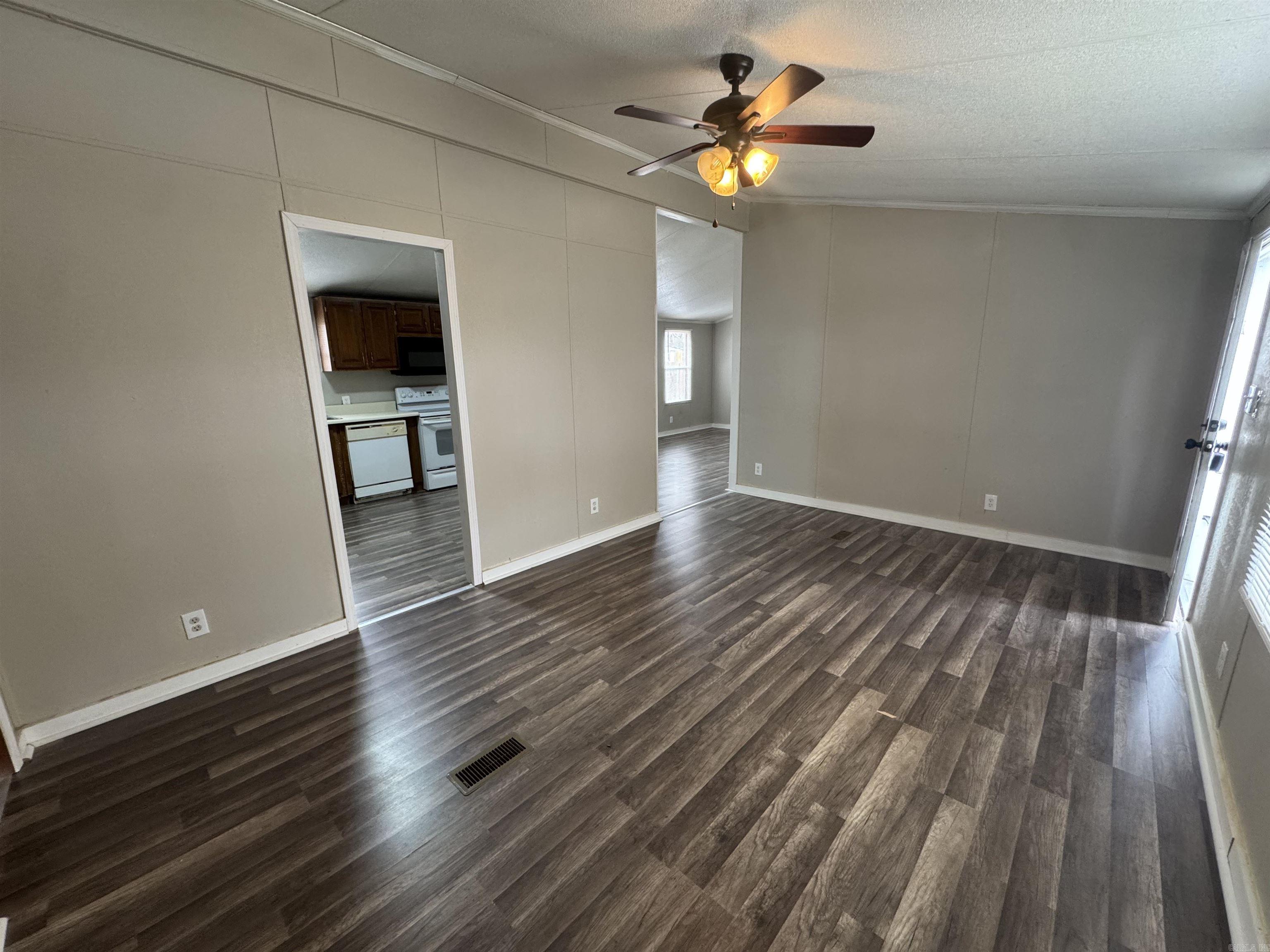 64 Black Oak Circle Property Photo 3