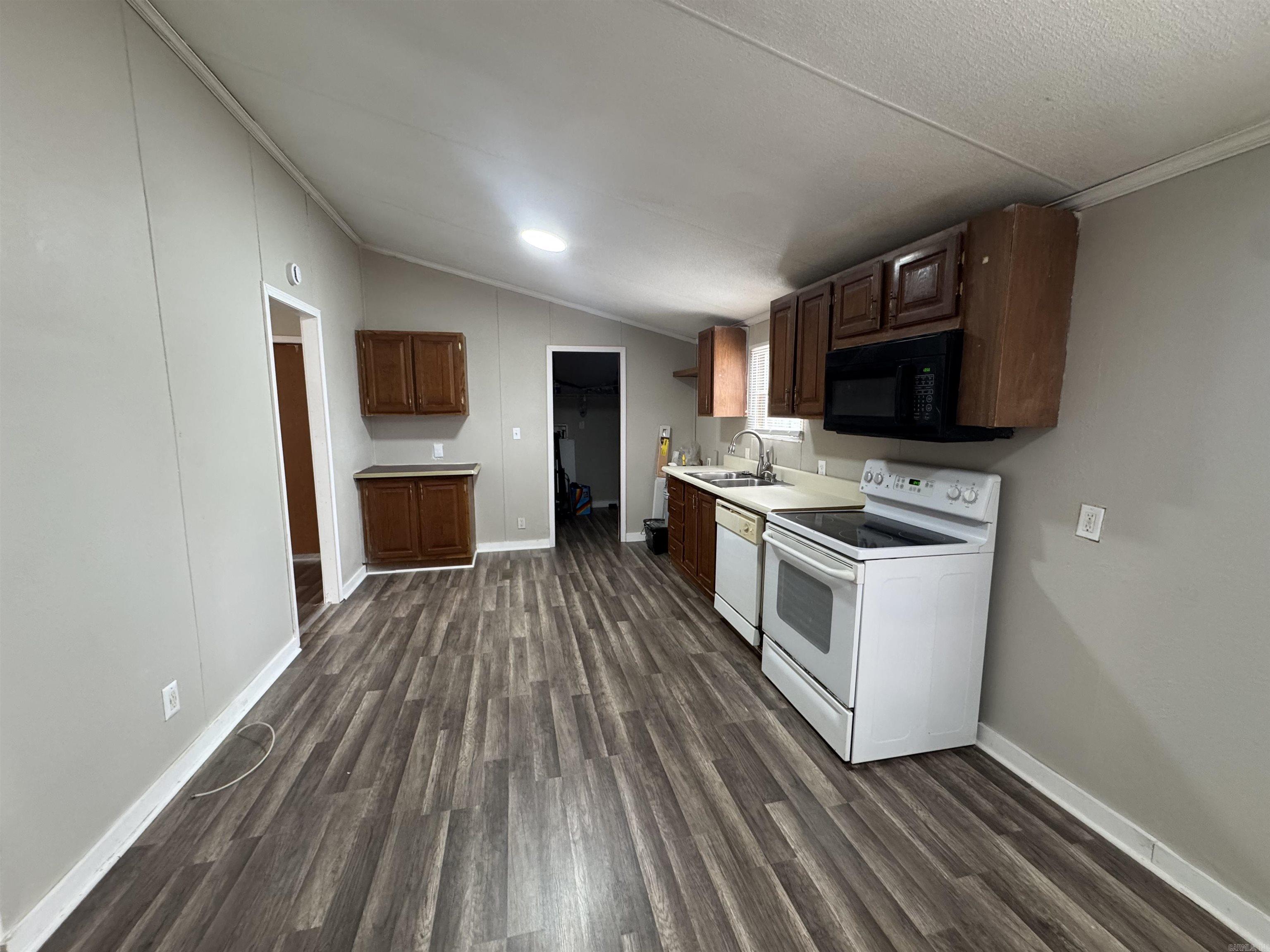 64 Black Oak Circle Property Photo 5