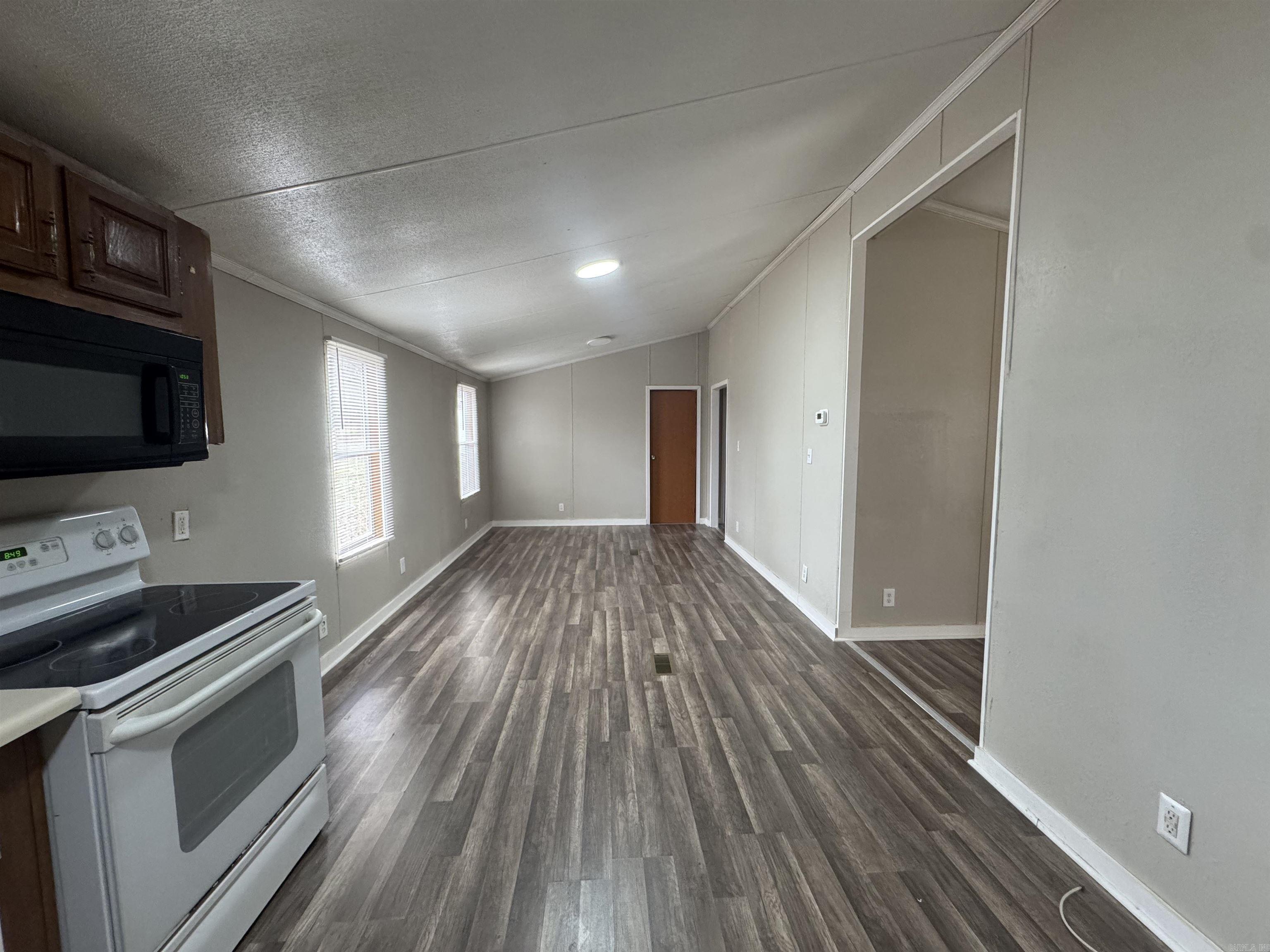 64 Black Oak Circle Property Photo 6