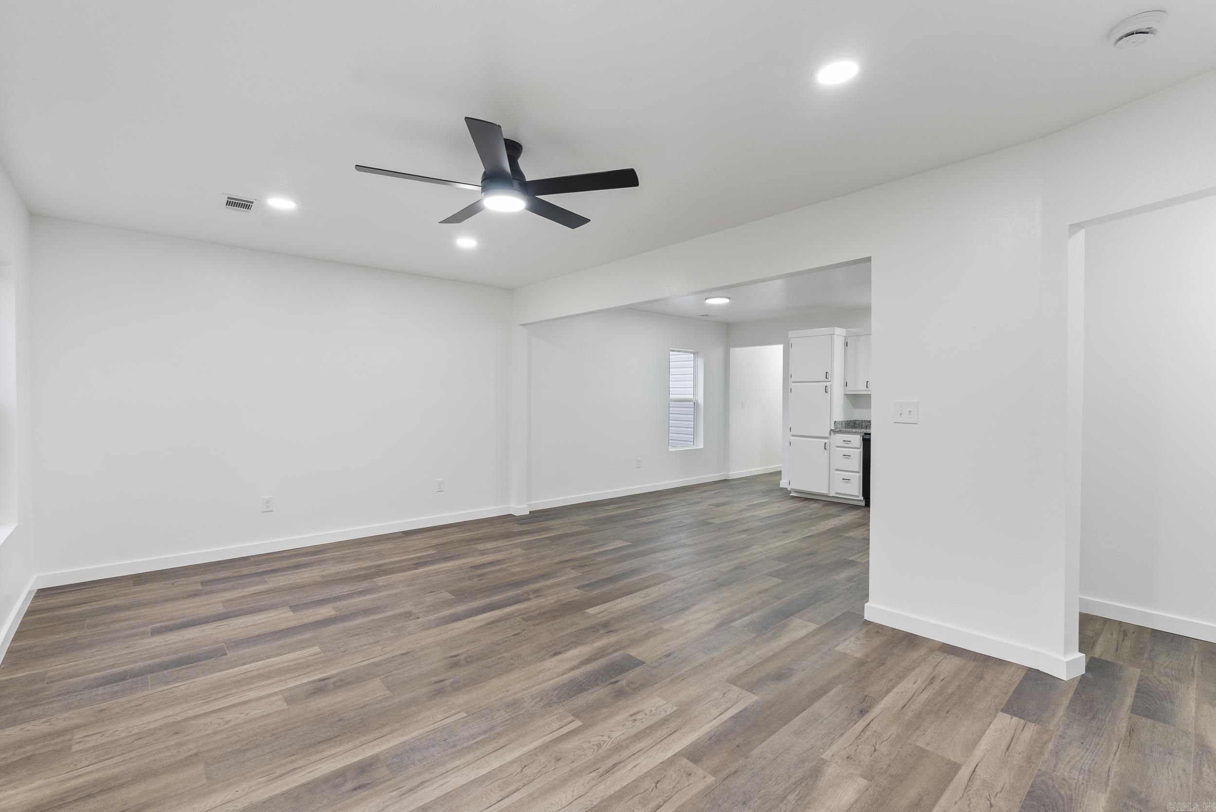 721 Mclain Street Property Photo 14
