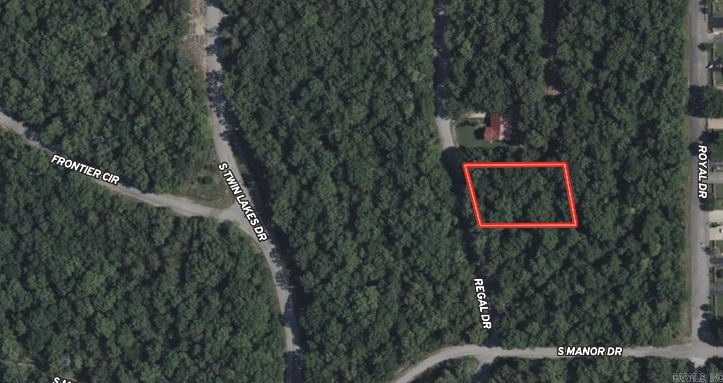 302 Regal Drive Property Photo 1