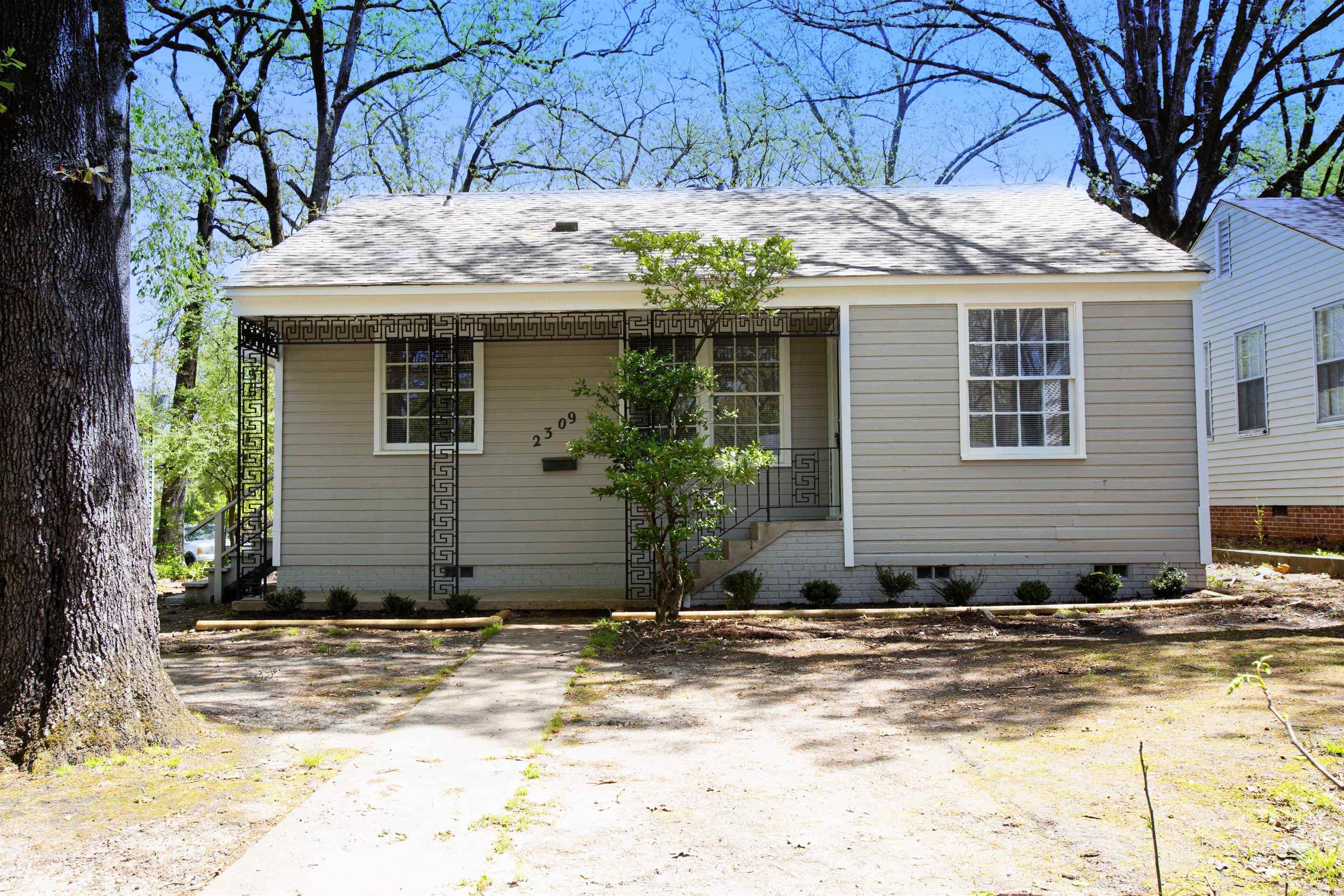 2309 S Tyler Street Property Photo 1