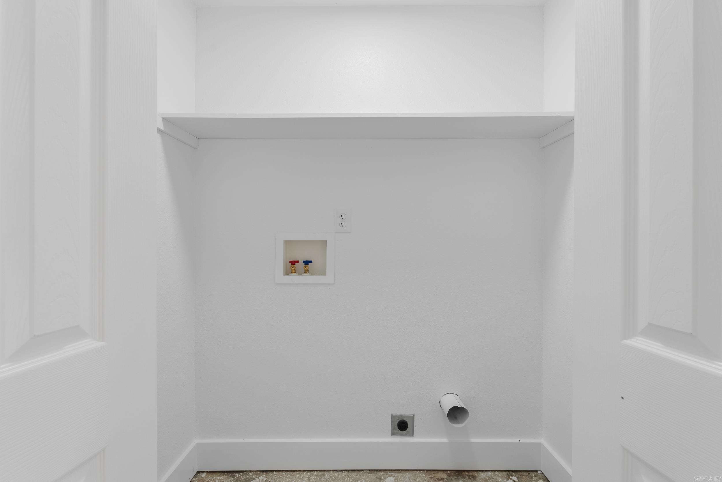 2412 Linwood Street Property Photo 22