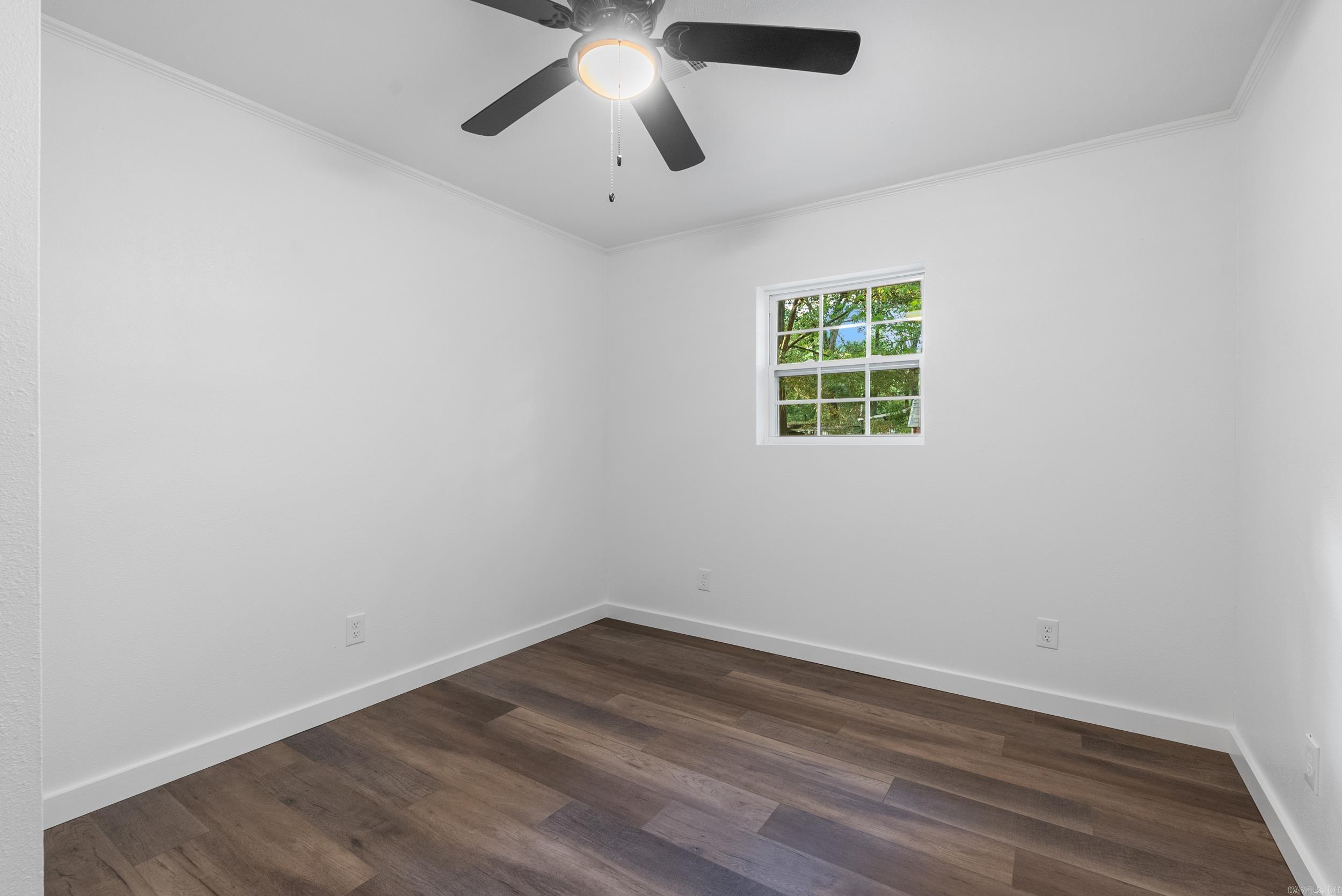 2412 Linwood Street Property Photo 24