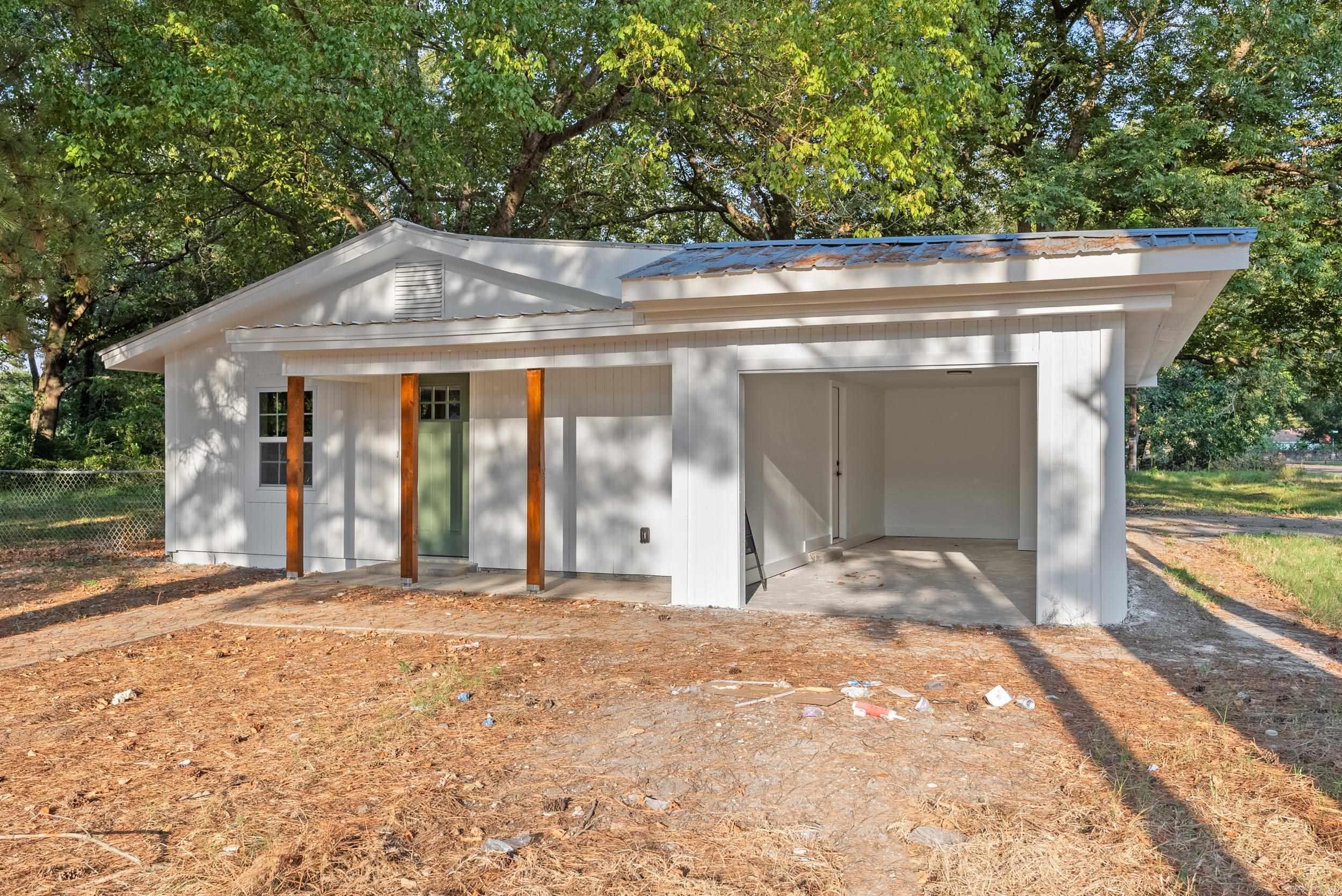 2412 Linwood Street Property Photo 46