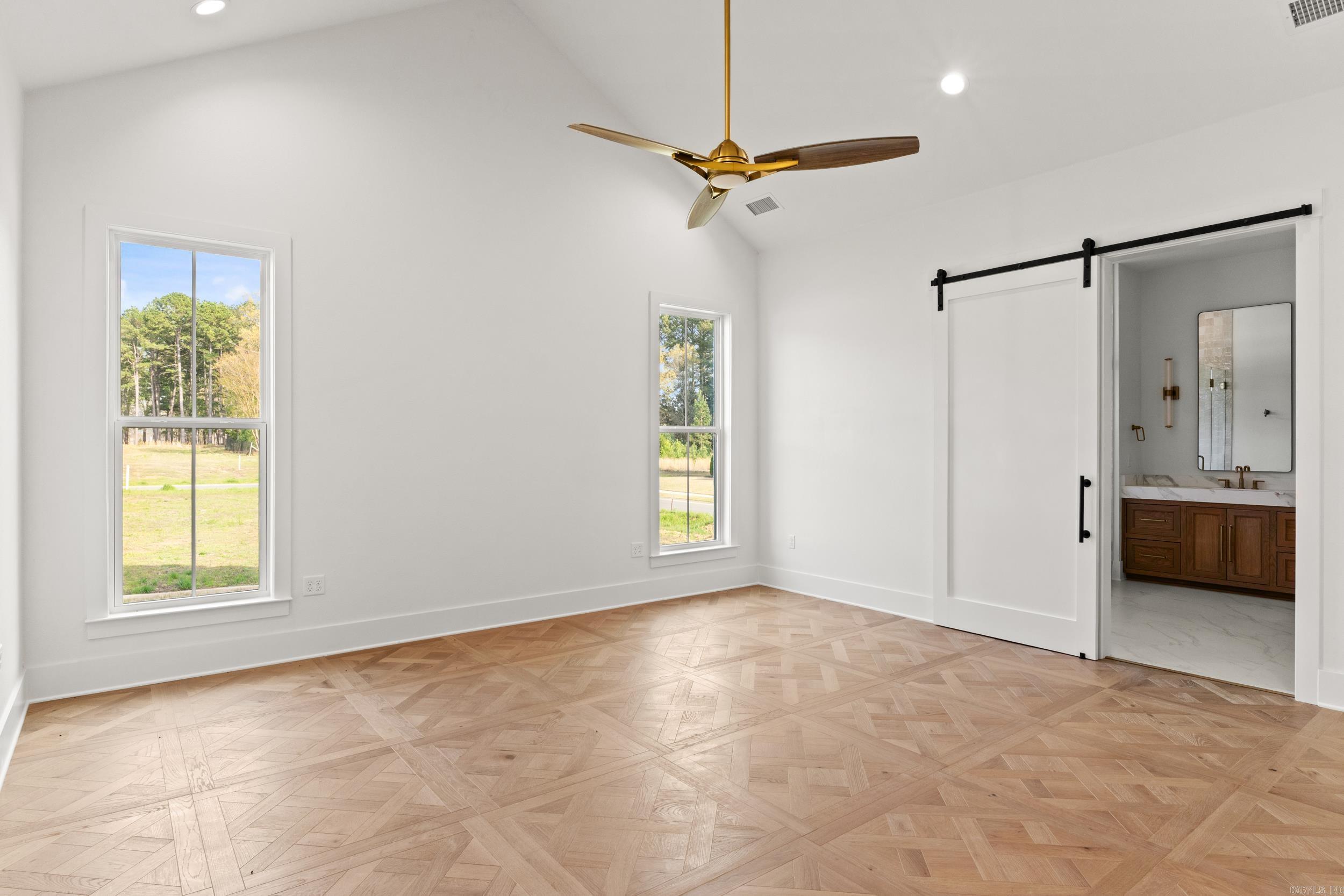 1600 Dolphin Property Photo 18