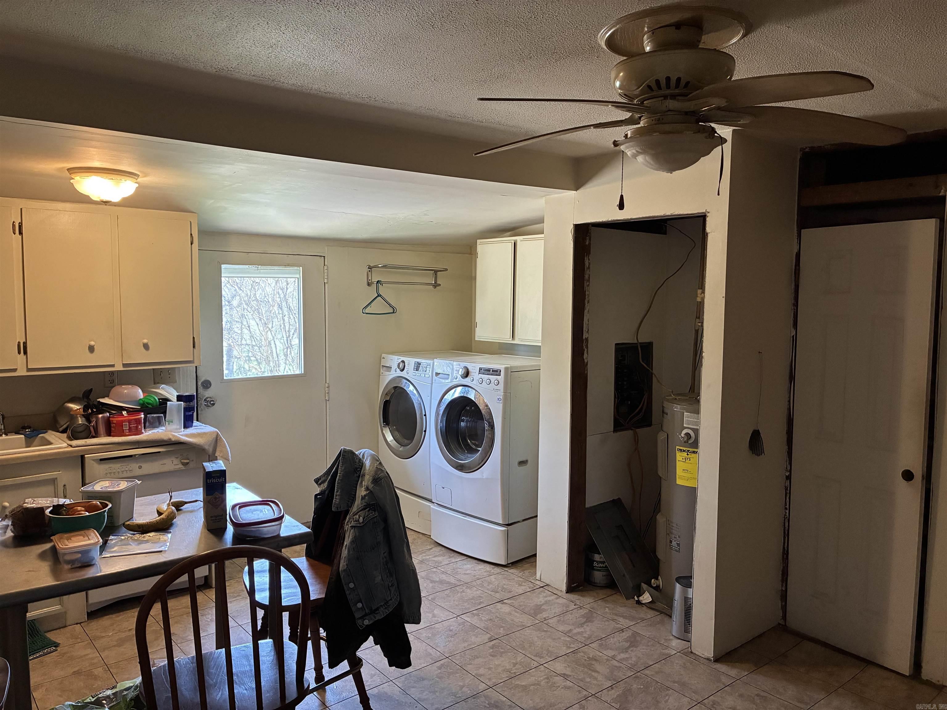 906 W Taylor St Property Photo 15