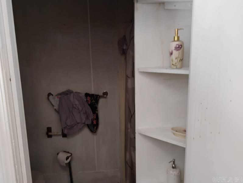 906 W Taylor St Property Photo 17